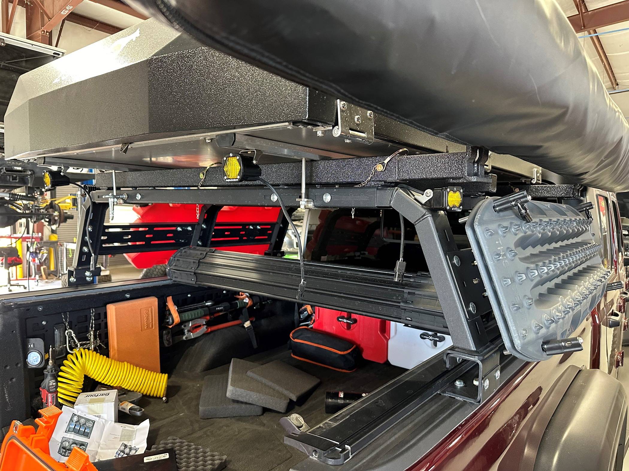 Jeep Gladiator Who's done Area Lighting with a Rack, RTT, & Awning Set Up?? Pics or Ideas please! Jeep38