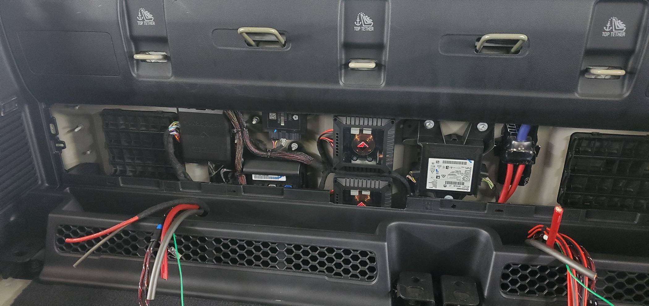 Jeep Gladiator Stereo upgrade JT2