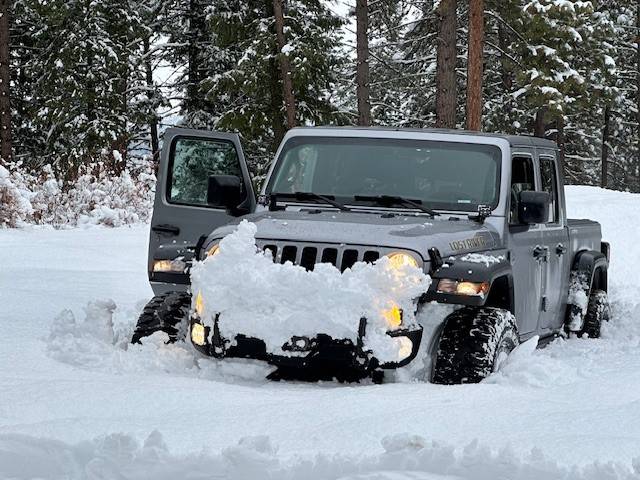 Jeep Gladiator Sport S Capability jt12