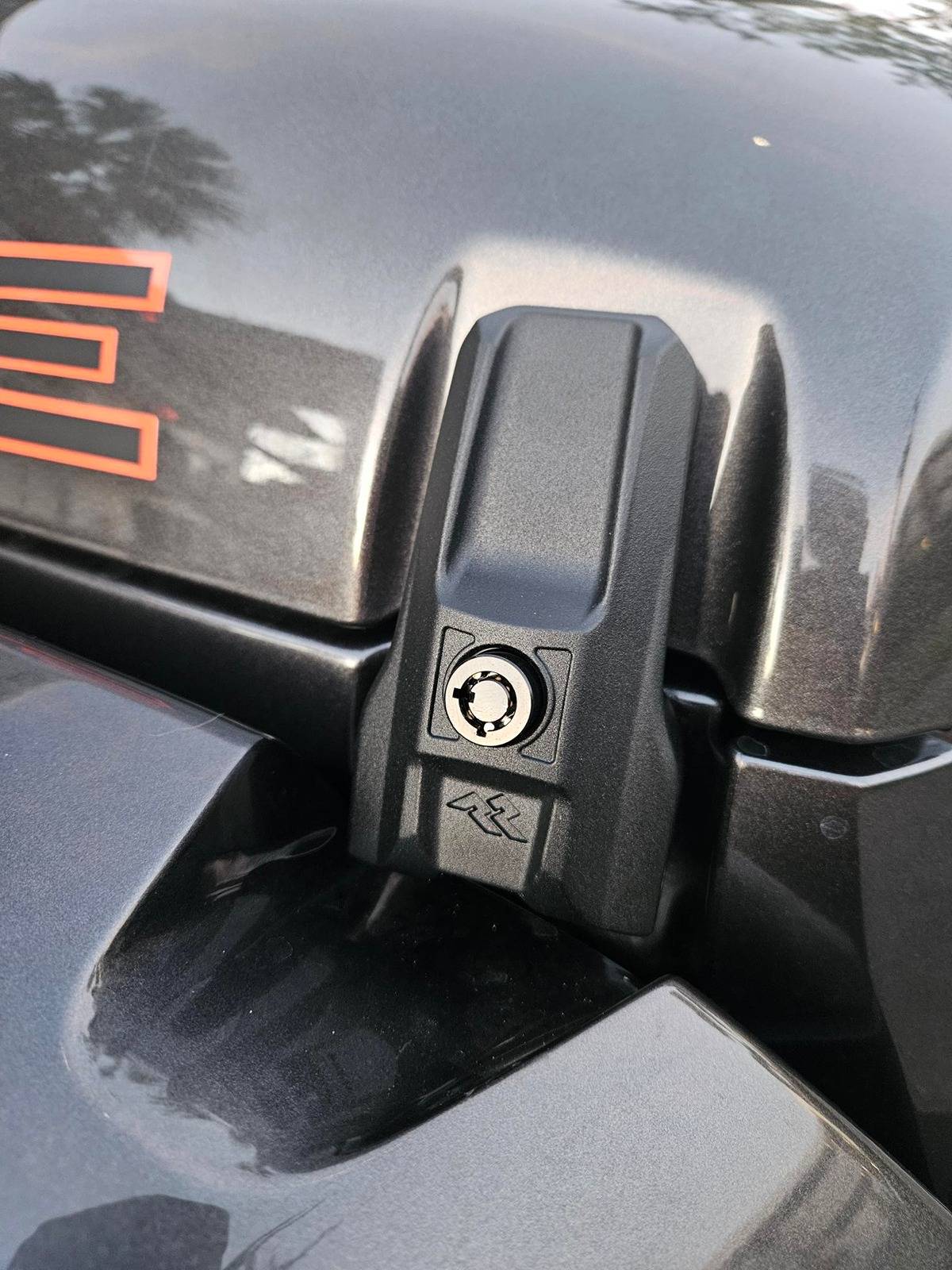 Jeep Gladiator 2024 Mojavicon to be 1000000745