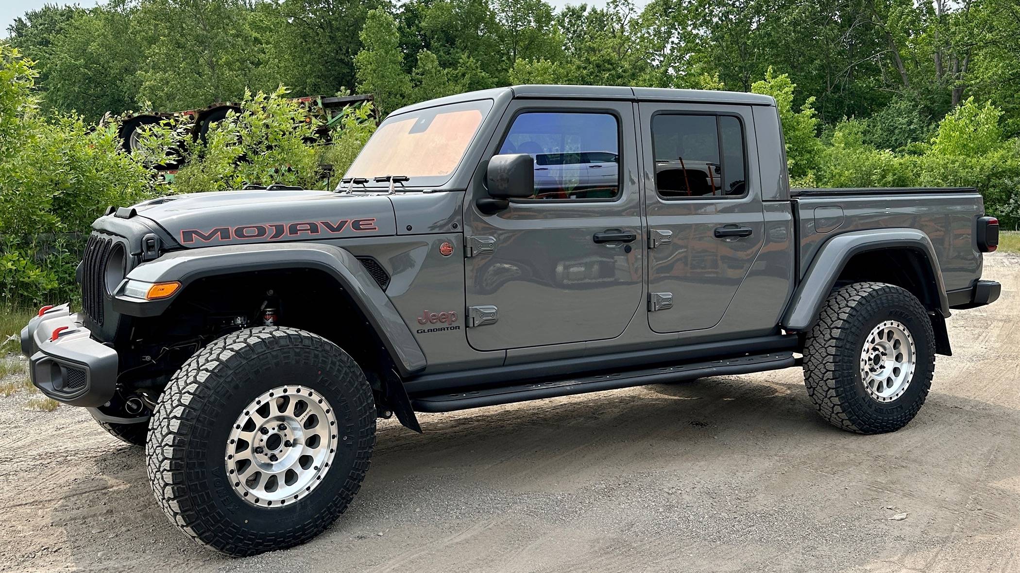 Jeep Gladiator Deciding on rim specs IMG_3383