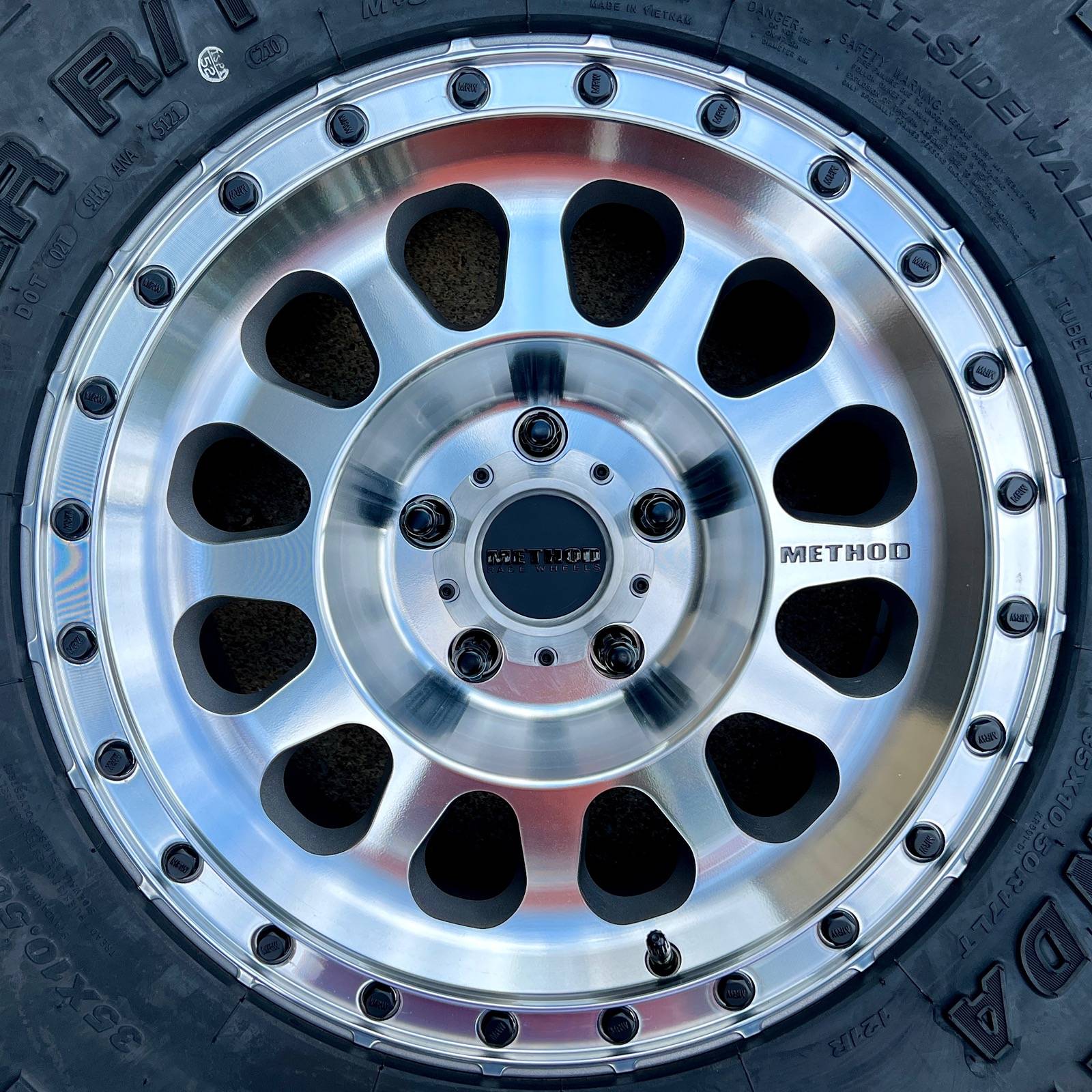 Jeep Gladiator Deciding on rim specs IMG_0032