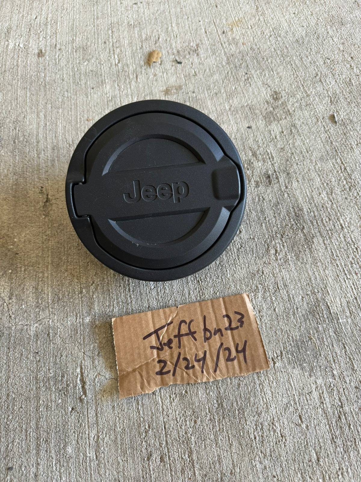 Jeep Gladiator FS: Genuine Mopar Fuel Filler Door w/ Jeep Logo IMG_1363.JPEG