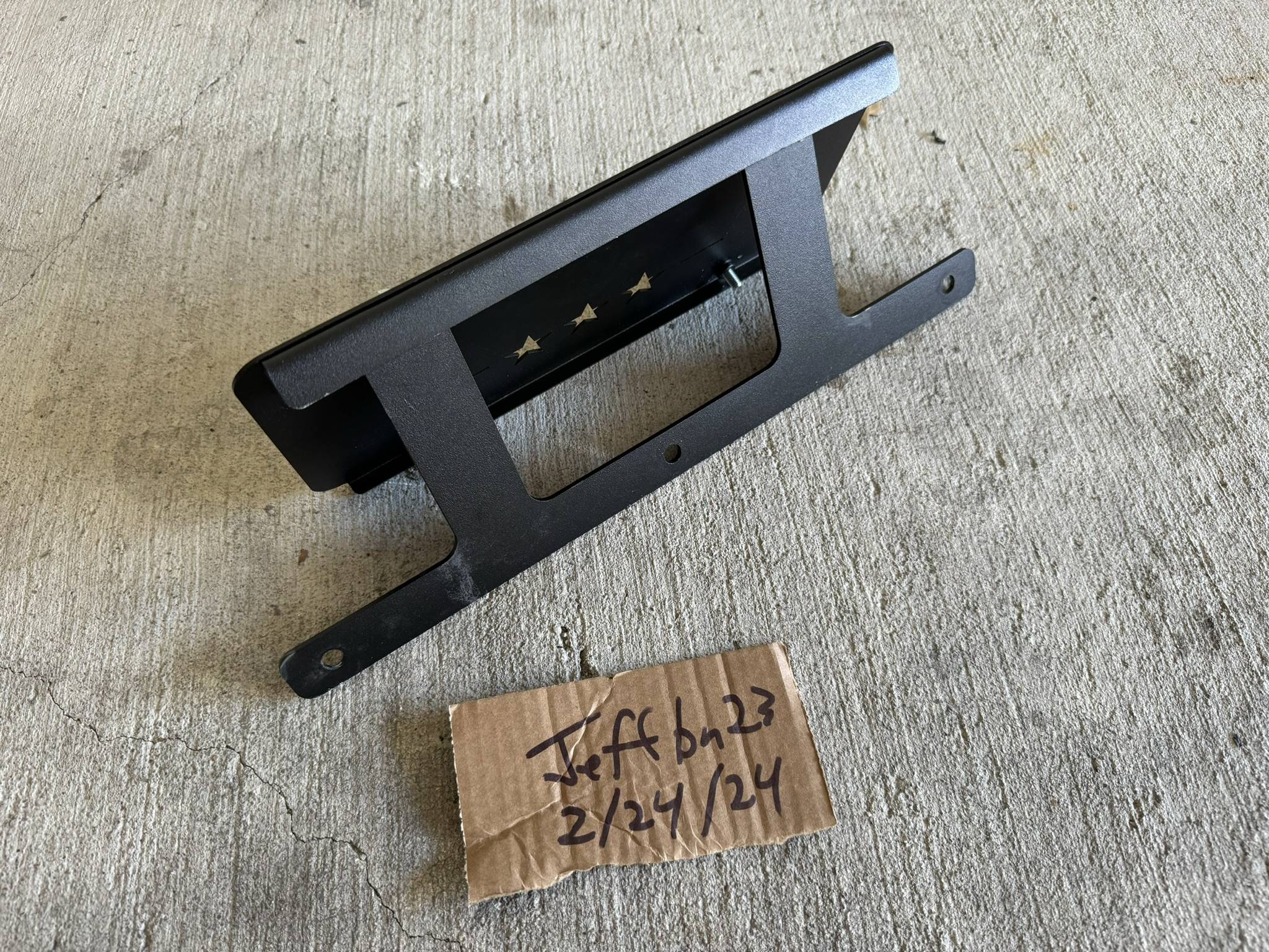 Jeep Gladiator FS: Maximus Stealth Front License Plate Bracket IMG_1375.JPEG