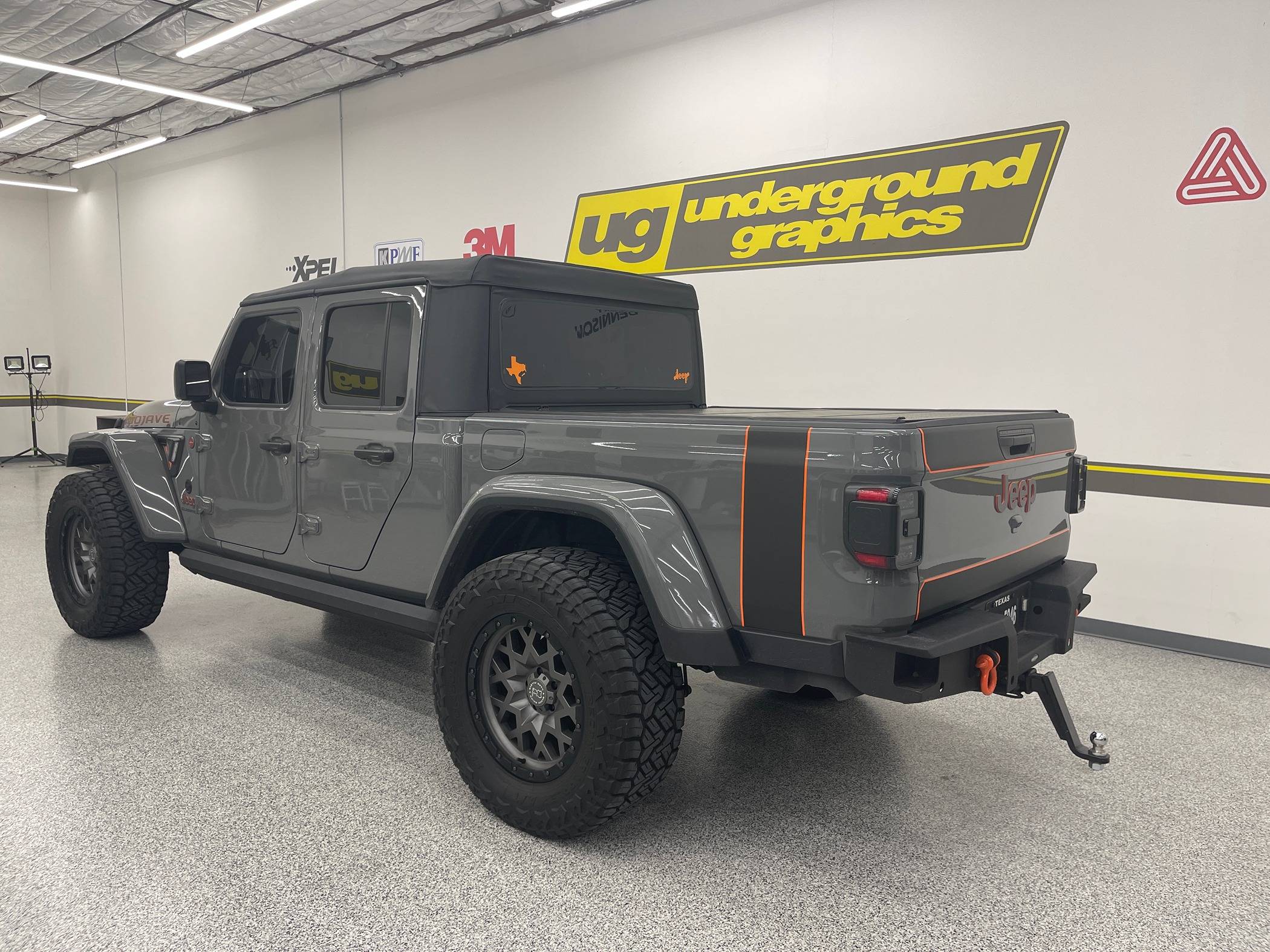 Jeep Gladiator Jeep Gladiator Bedside Bands IMG_6360.JPG
