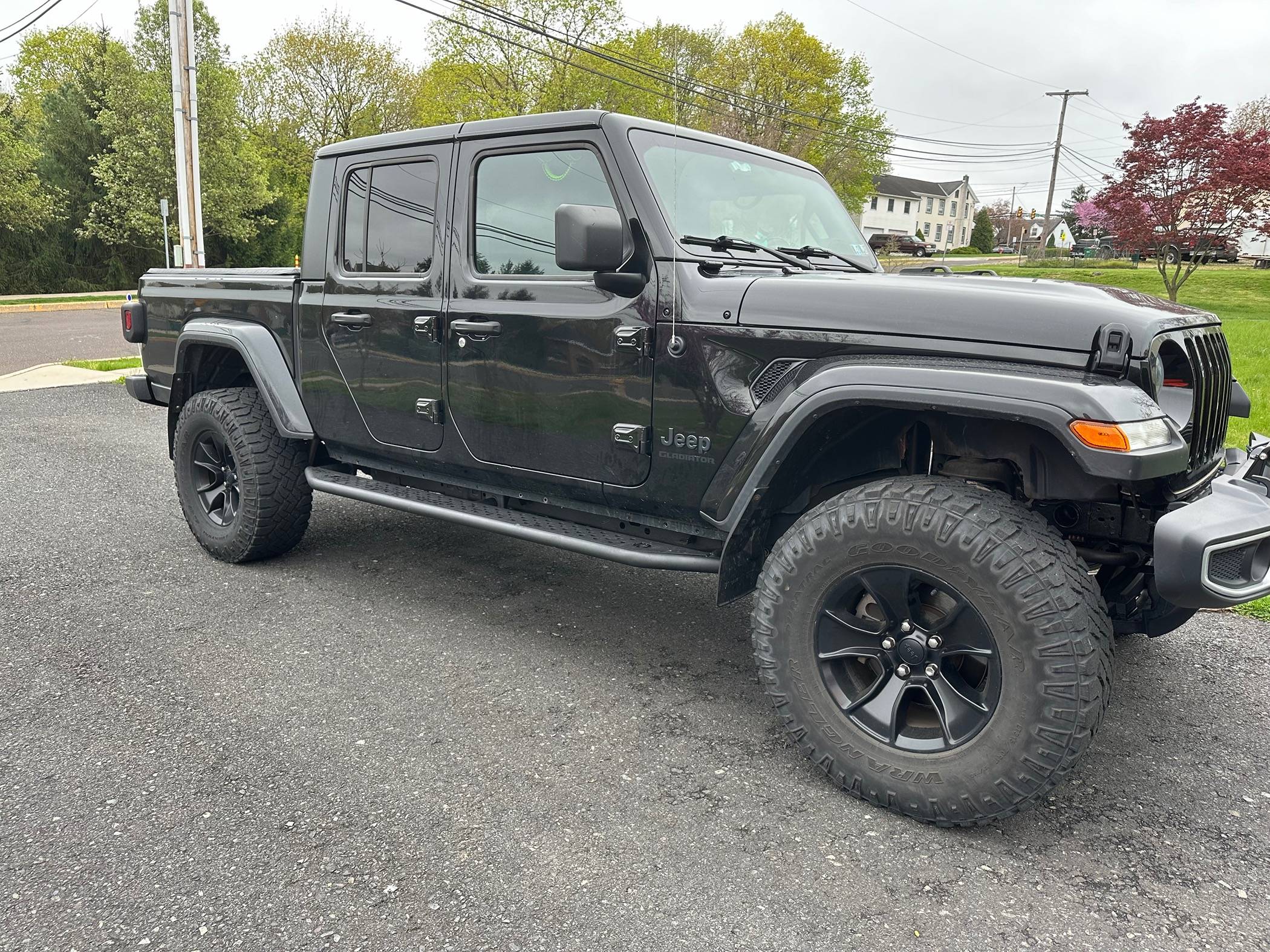Jeep Gladiator Finally, the GOAT (Sliders) has arrived… IMG_9368