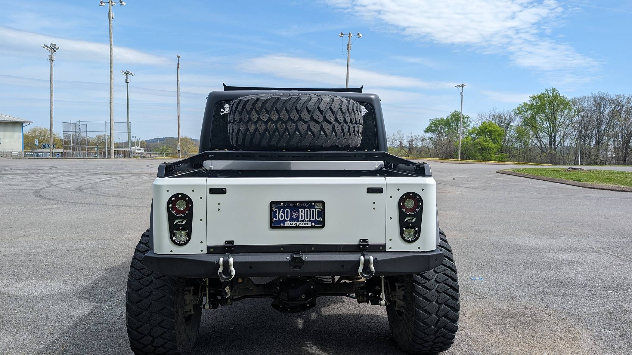 Jeep Gladiator BRIGHT WHITE Gladiator JT Club PXL_20240407_194122671.MP