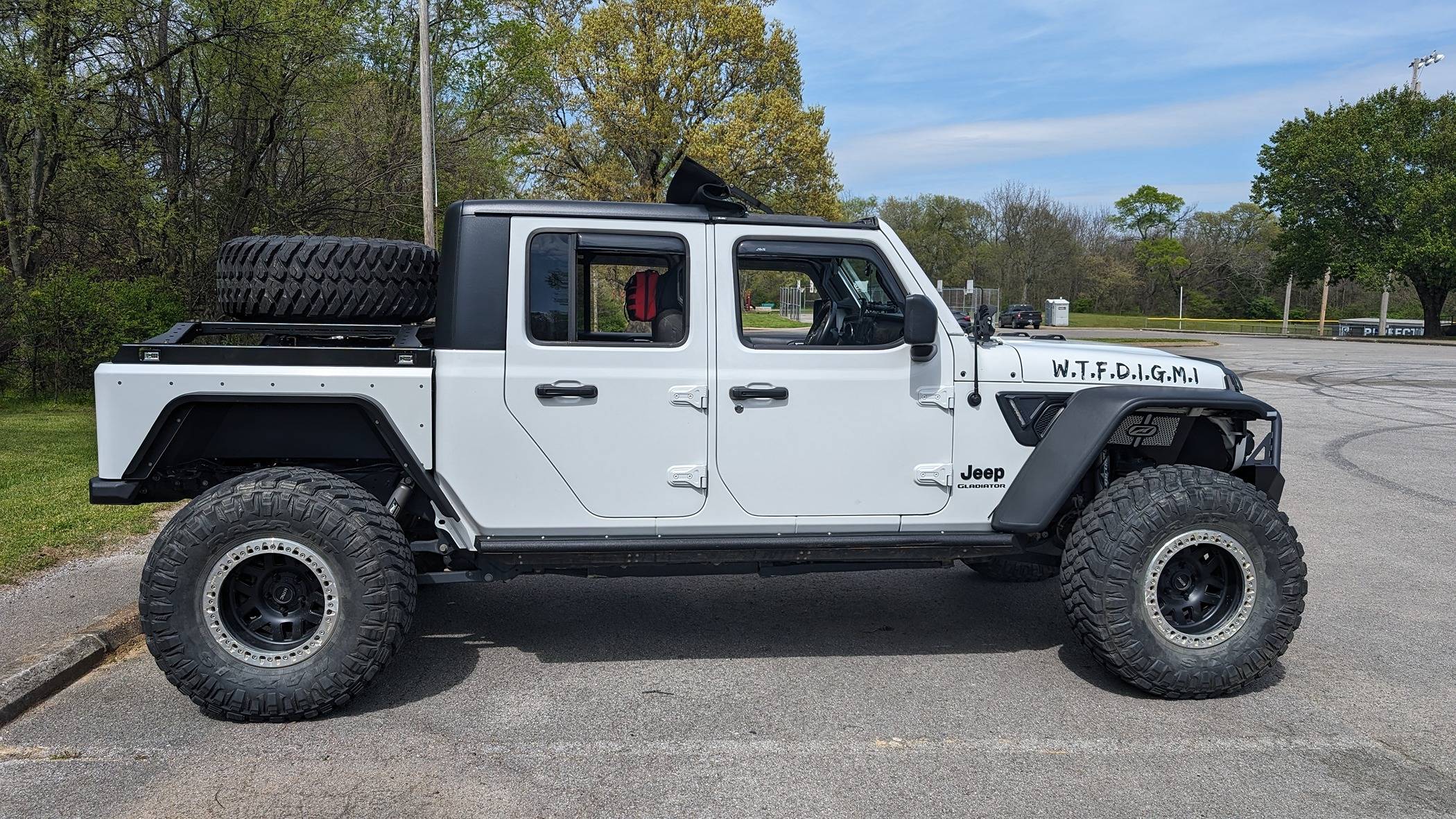 Jeep Gladiator BRIGHT WHITE Gladiator JT Club PXL_20240407_194054126.MP