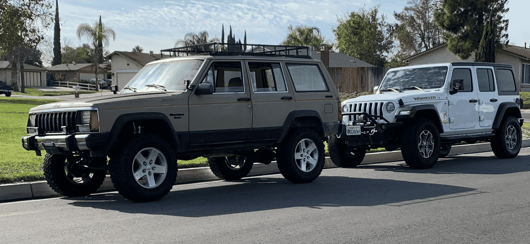 Jeep Gladiator Old school vs new school IMG_5478