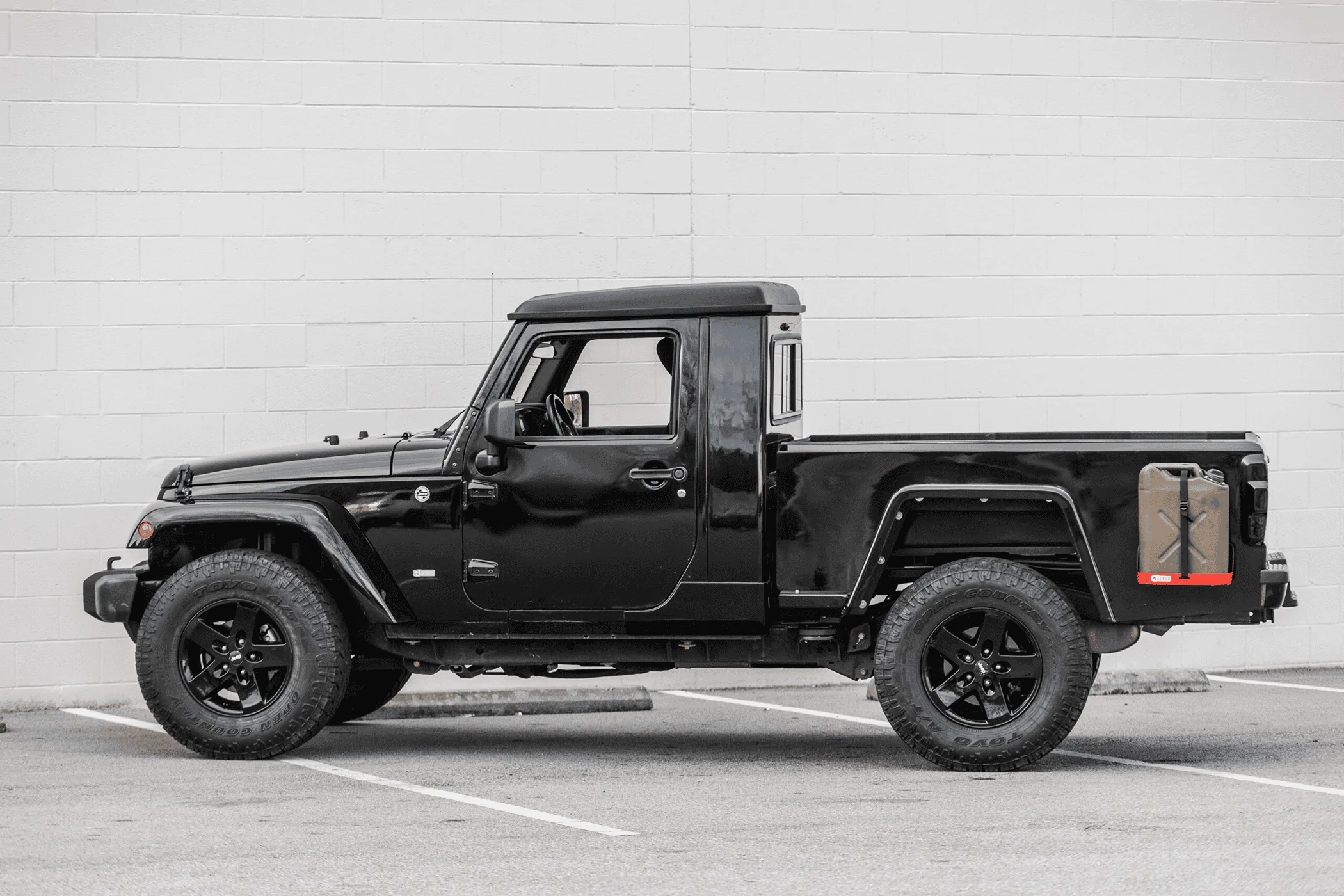 Jeep Gladiator 2-Door Gladiator 1713723981992-d7