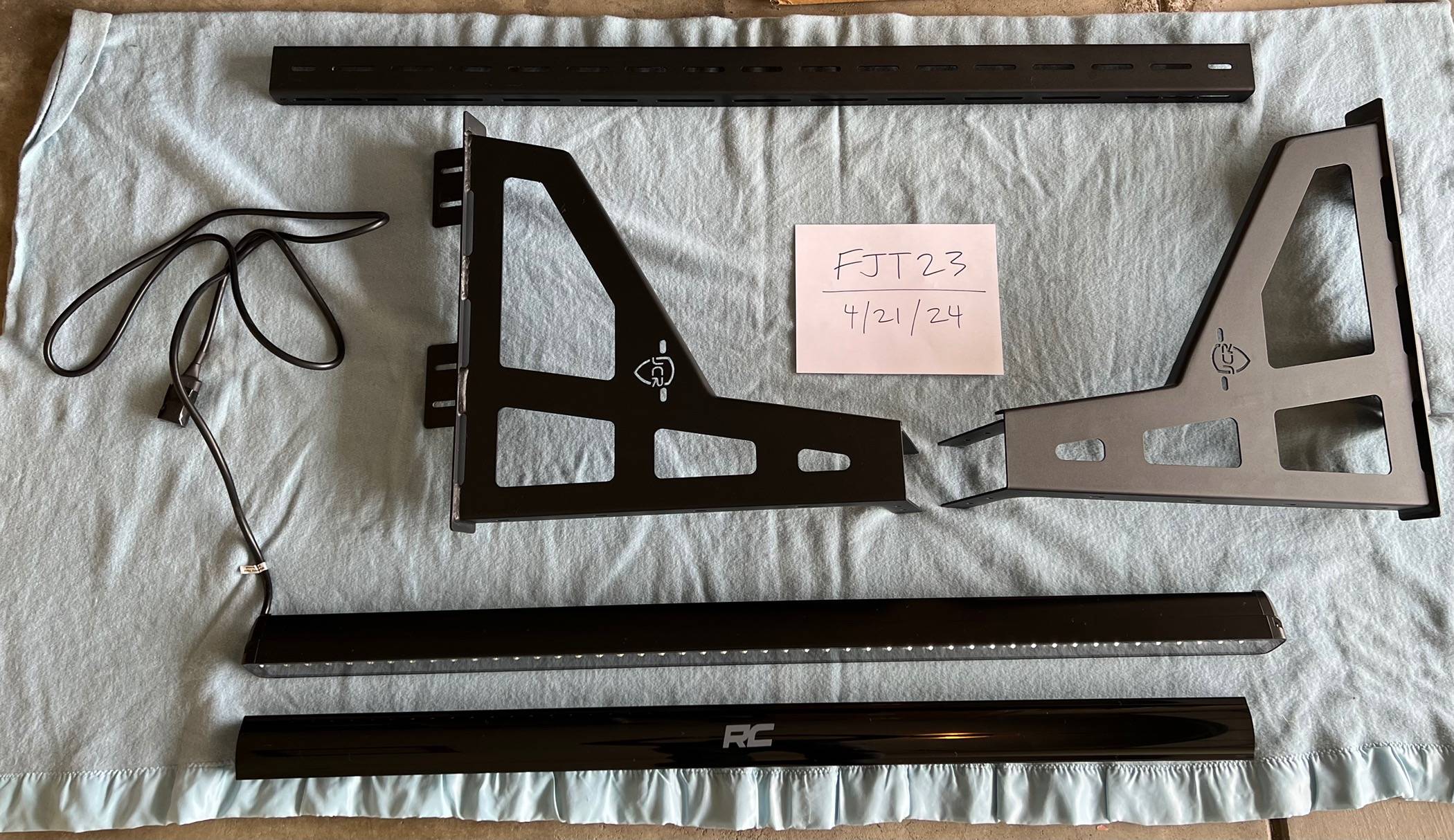 Jeep Gladiator For Sale JCR Chase Rack and 50in LED Setup $250 IMG_5850