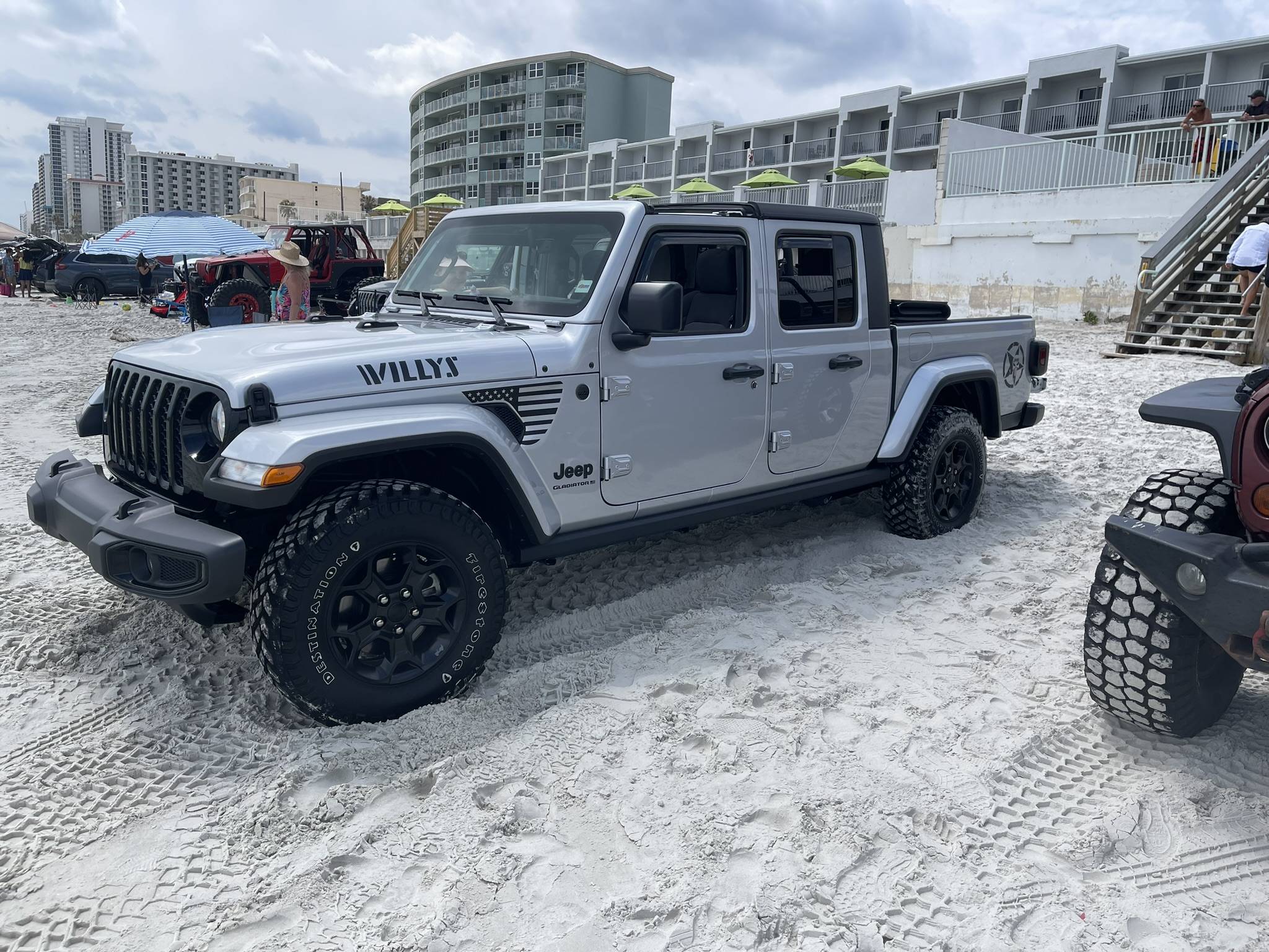 Jeep Gladiator Daytona Beach Jeep Bash 2024 AB6E0917-A0FF-4E37-9390-EAA99BDAC0DE