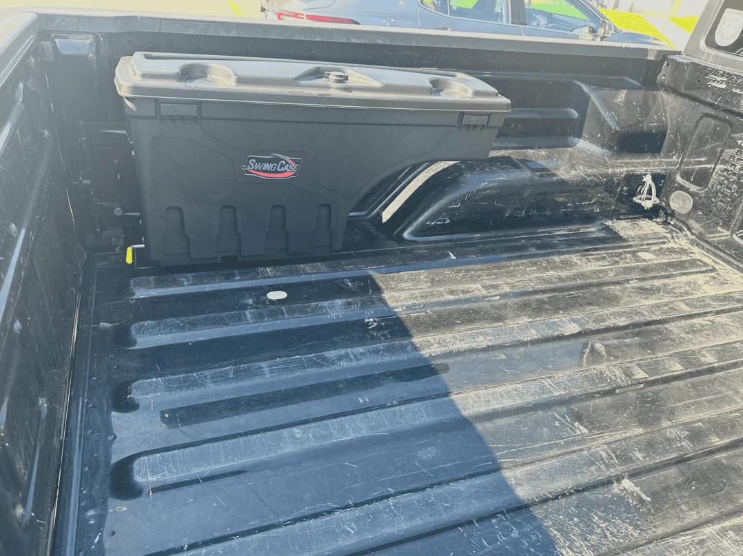 Jeep Gladiator 150$ Swing Case Storage Cas