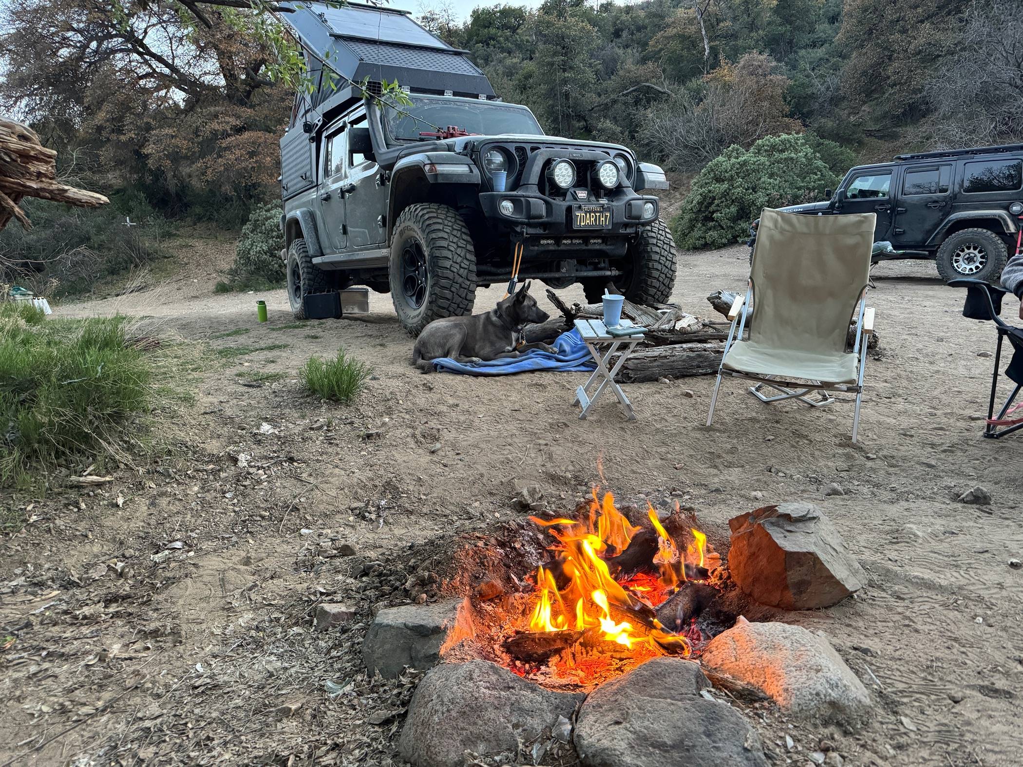 Jeep Gladiator Alu-Cab Canopy Camper Roll Call IMG_0747