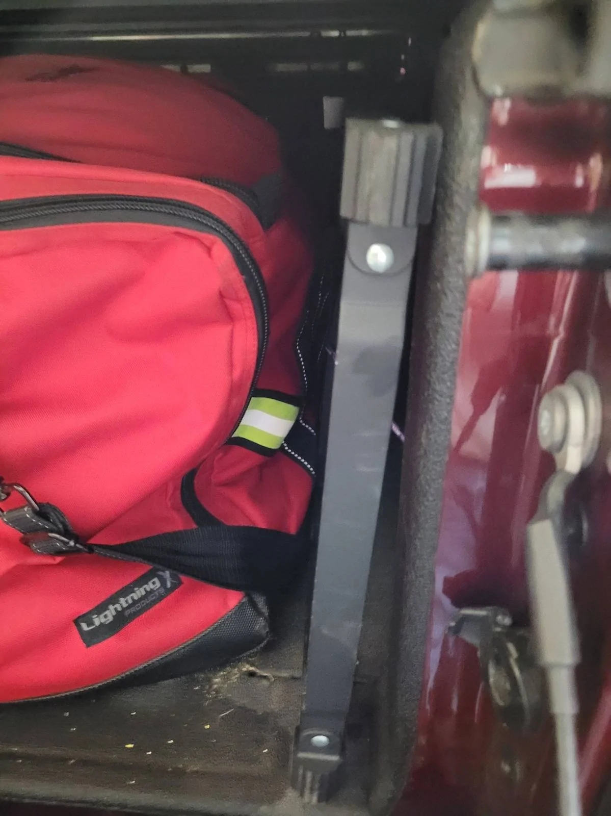 Jeep Gladiator Tailgate steps. has anyone installed something like this? Opinions? Ladder stowed