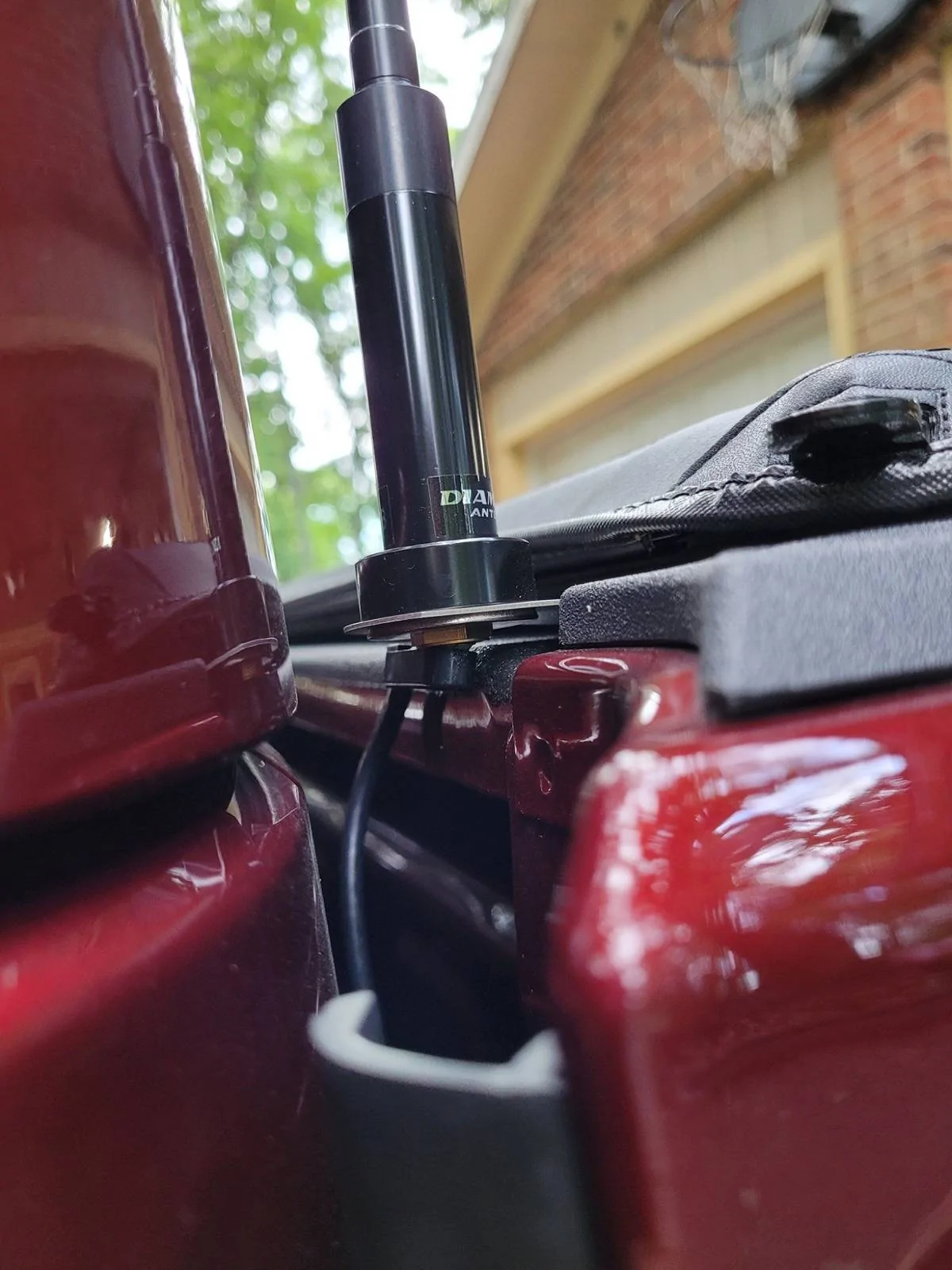 Jeep Gladiator Show me your Antennas? Antenna Mount rail 2