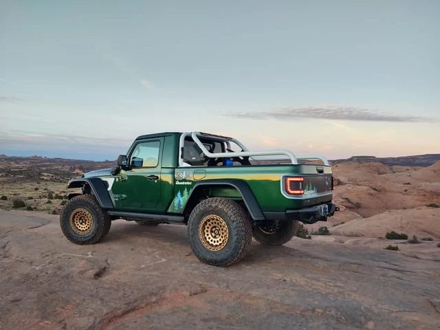 Jeep Gladiator Sarge Green with Lime Green accents? QuadratecGladiator