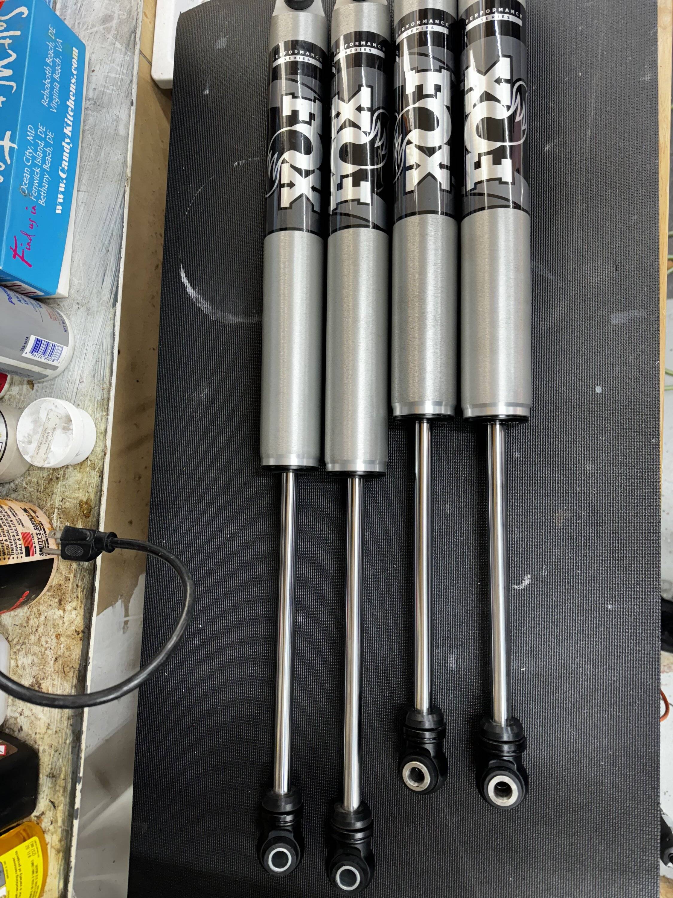 Jeep Gladiator Jeep JT Gladiator 2’ to 3” FOX PERFORMANCE SERIES 2.0 IFP SHOCKS IMG_0959
