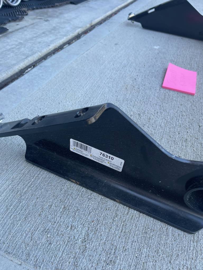 Jeep Gladiator Draw-Tite 2" Receiver with hardware DT 2