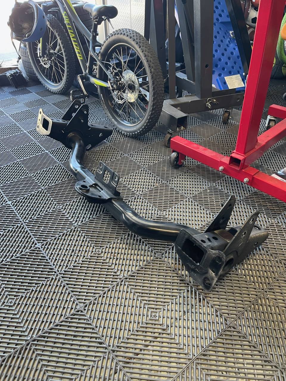 Jeep Gladiator FREE - OEM Mopar Ball hitch Mopar Hitch 1
