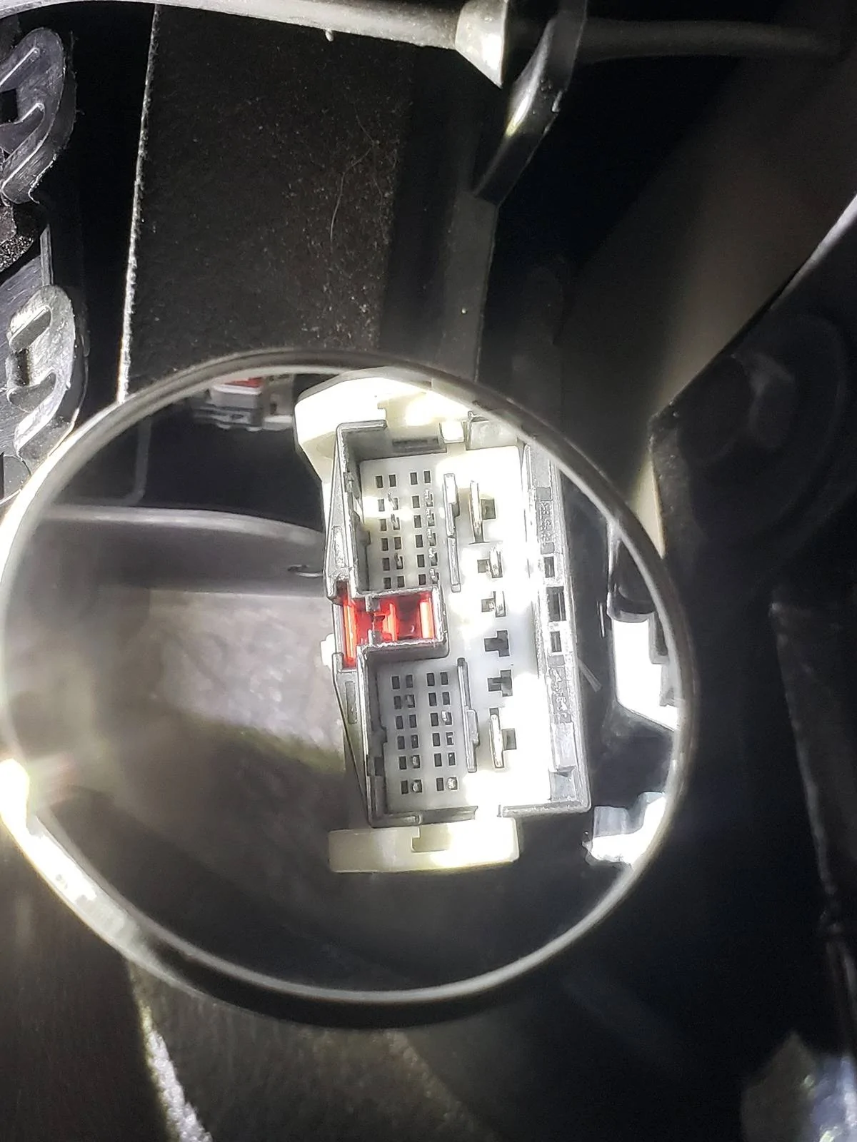 Jeep Gladiator Door lock button not working 20240425_210511