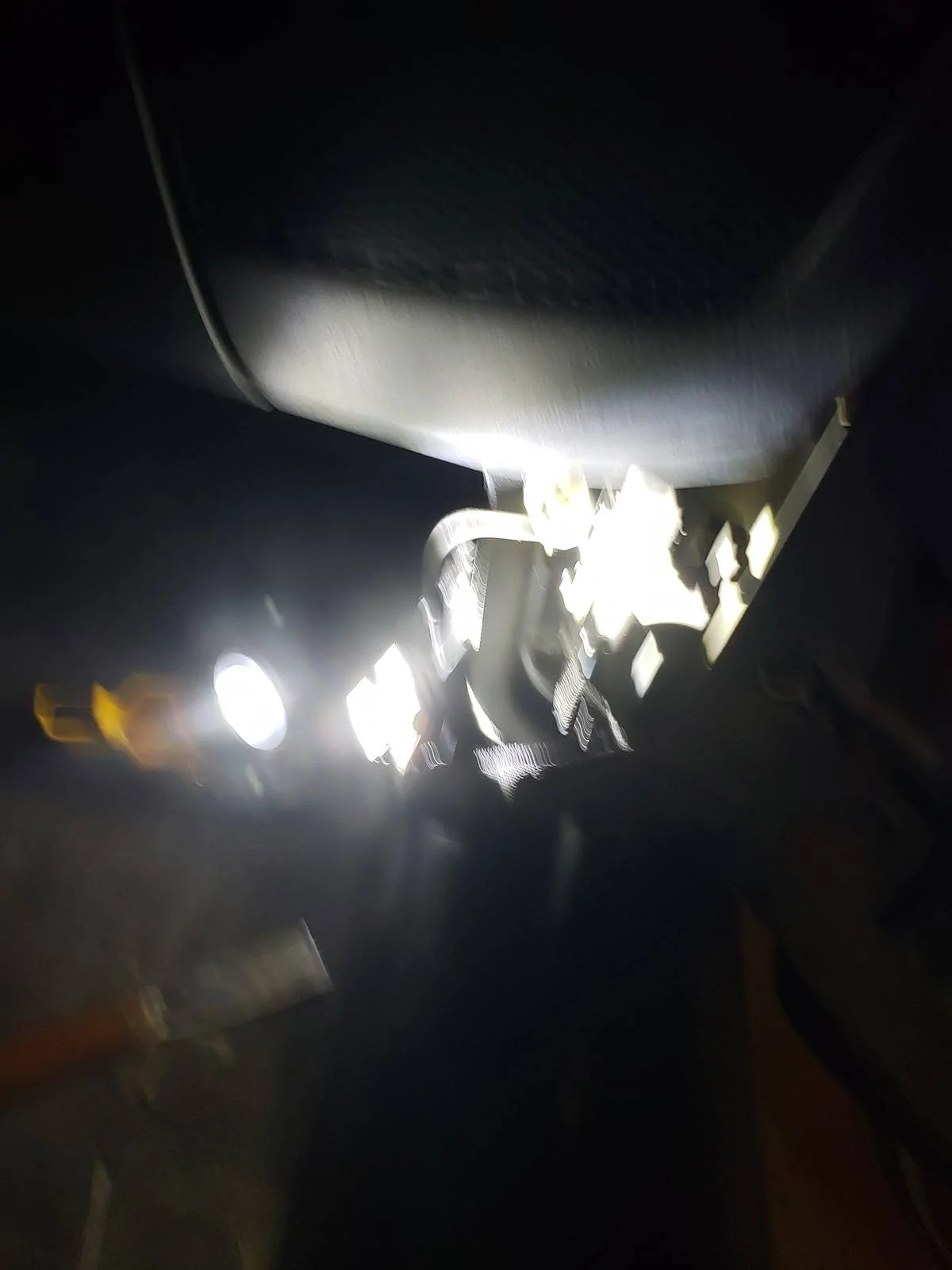 Jeep Gladiator Door lock button not working 20240425_210517