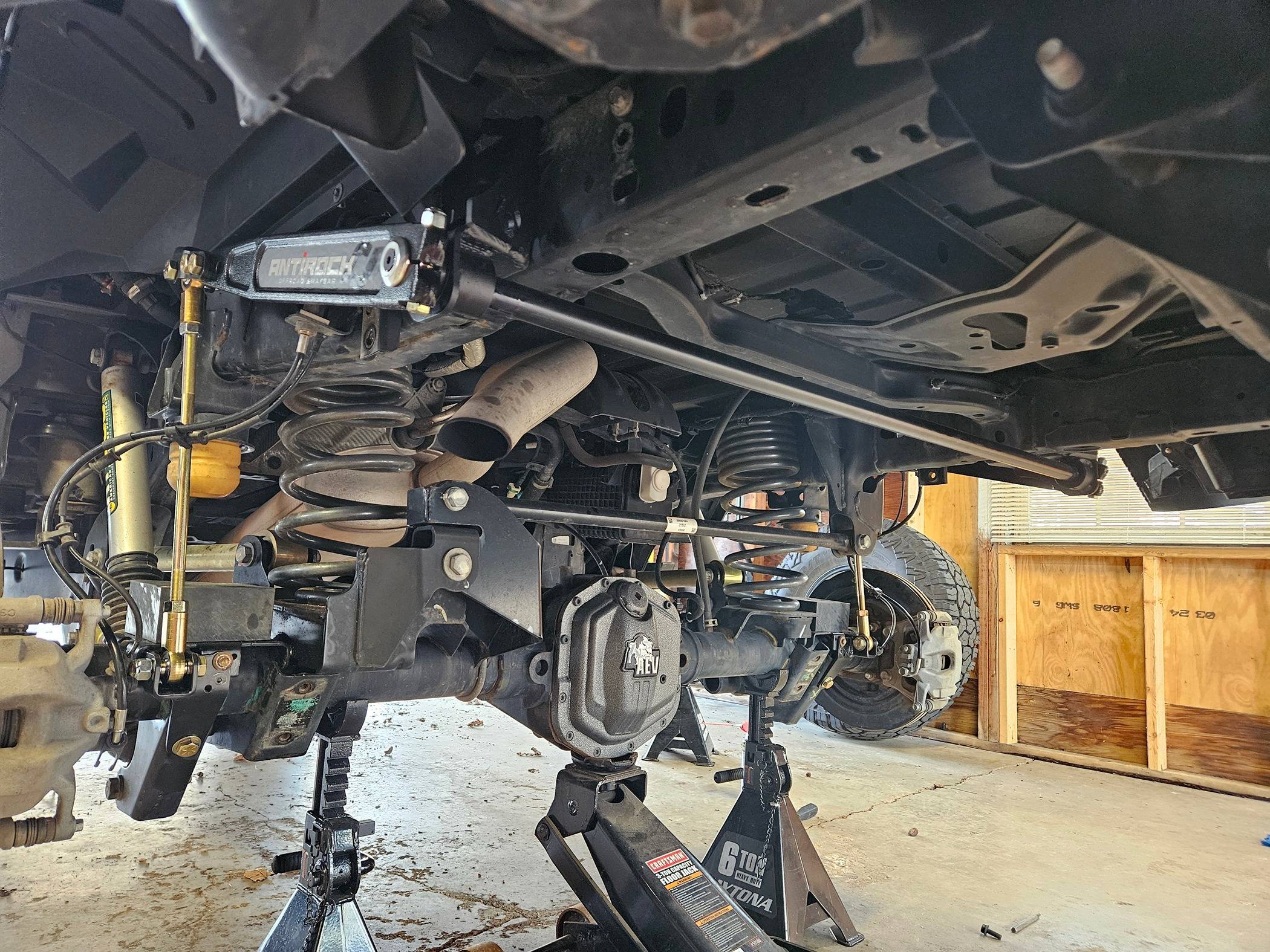 Jeep Gladiator I made my own Antirock Swaybar Kit 20240425_175854