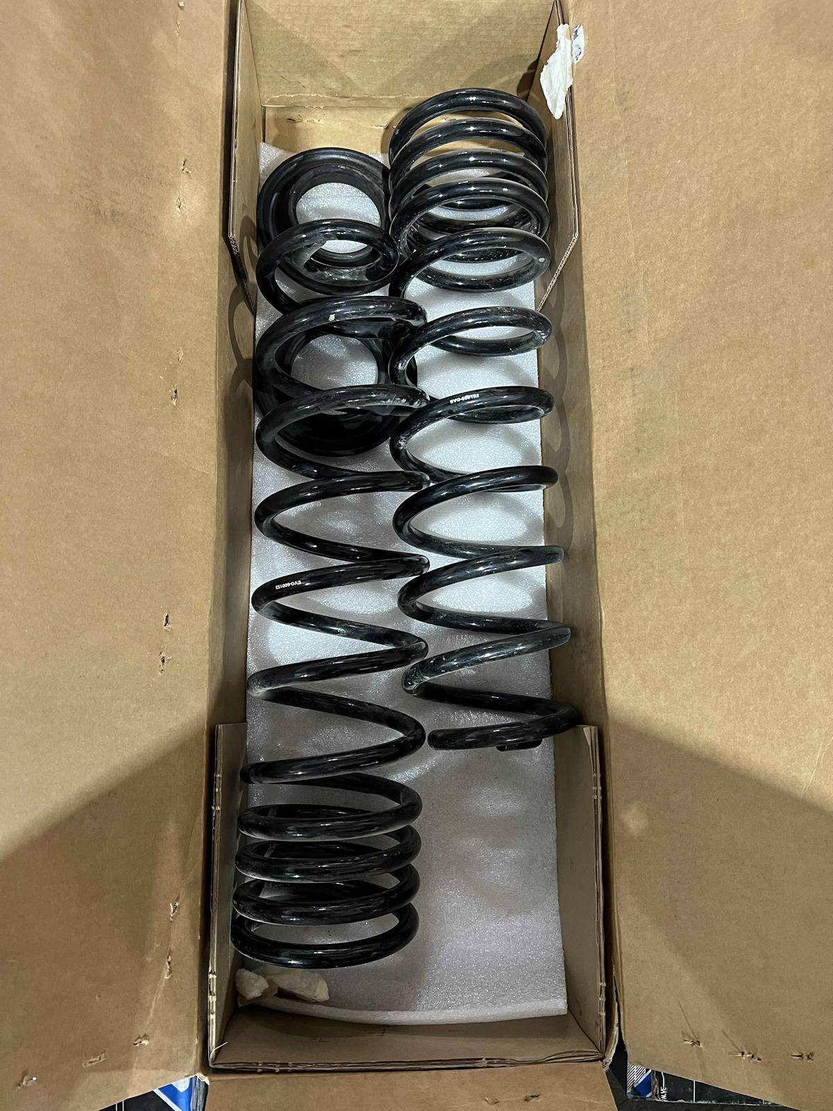 Jeep Gladiator [SOLD] Rebeloffroad Recon 4.5" Overland Stage 2 Complete Coilover Kit IMG_6260