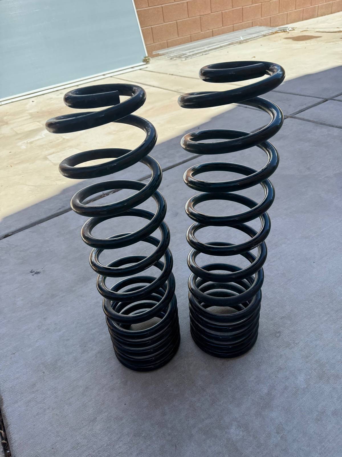 Jeep Gladiator Evo 4.5 HD rear springs 3.6L gas $180 IMG_7175