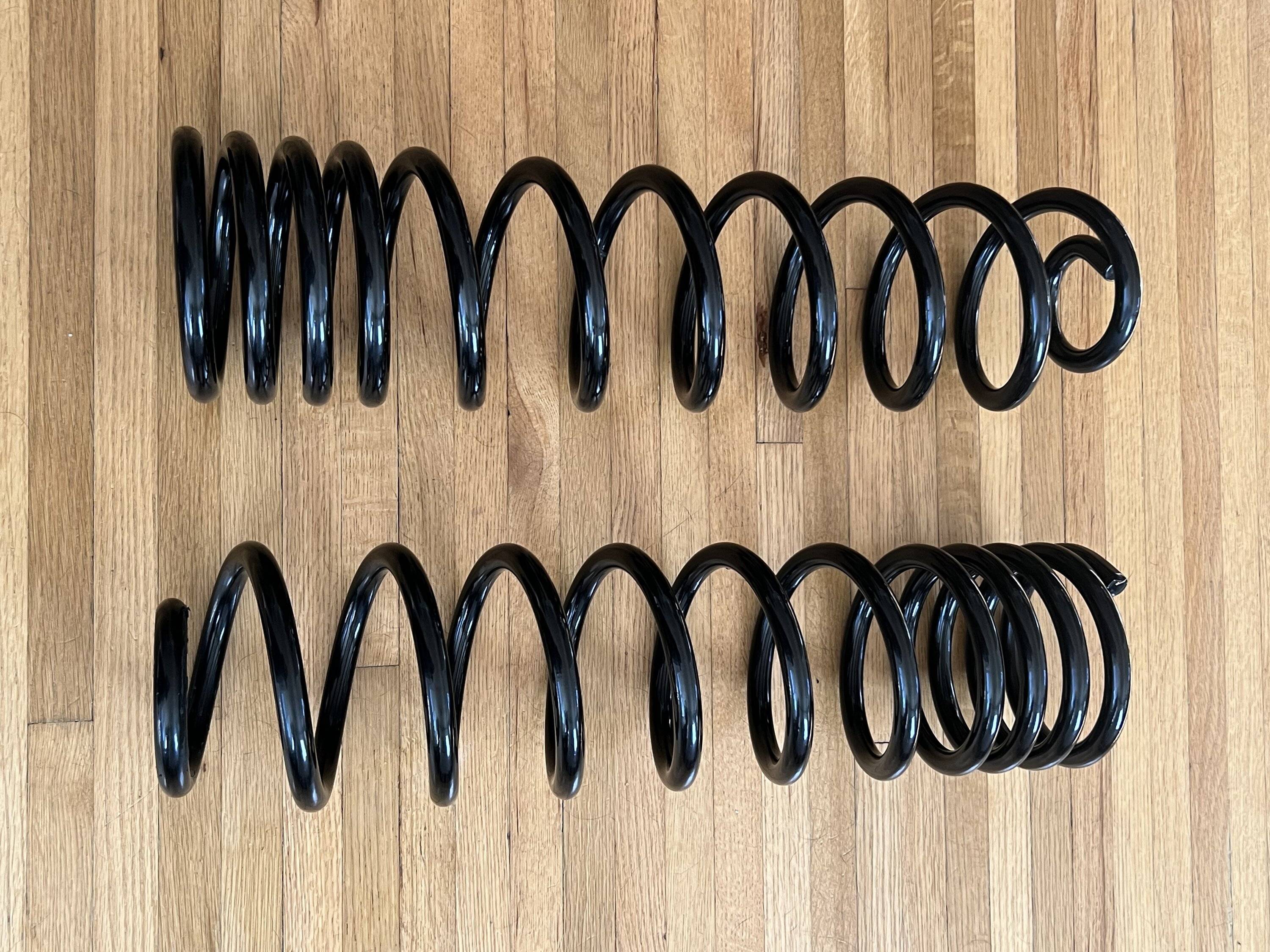 Jeep Gladiator Evo 6.5” Rear Plush Coils IMG_9992