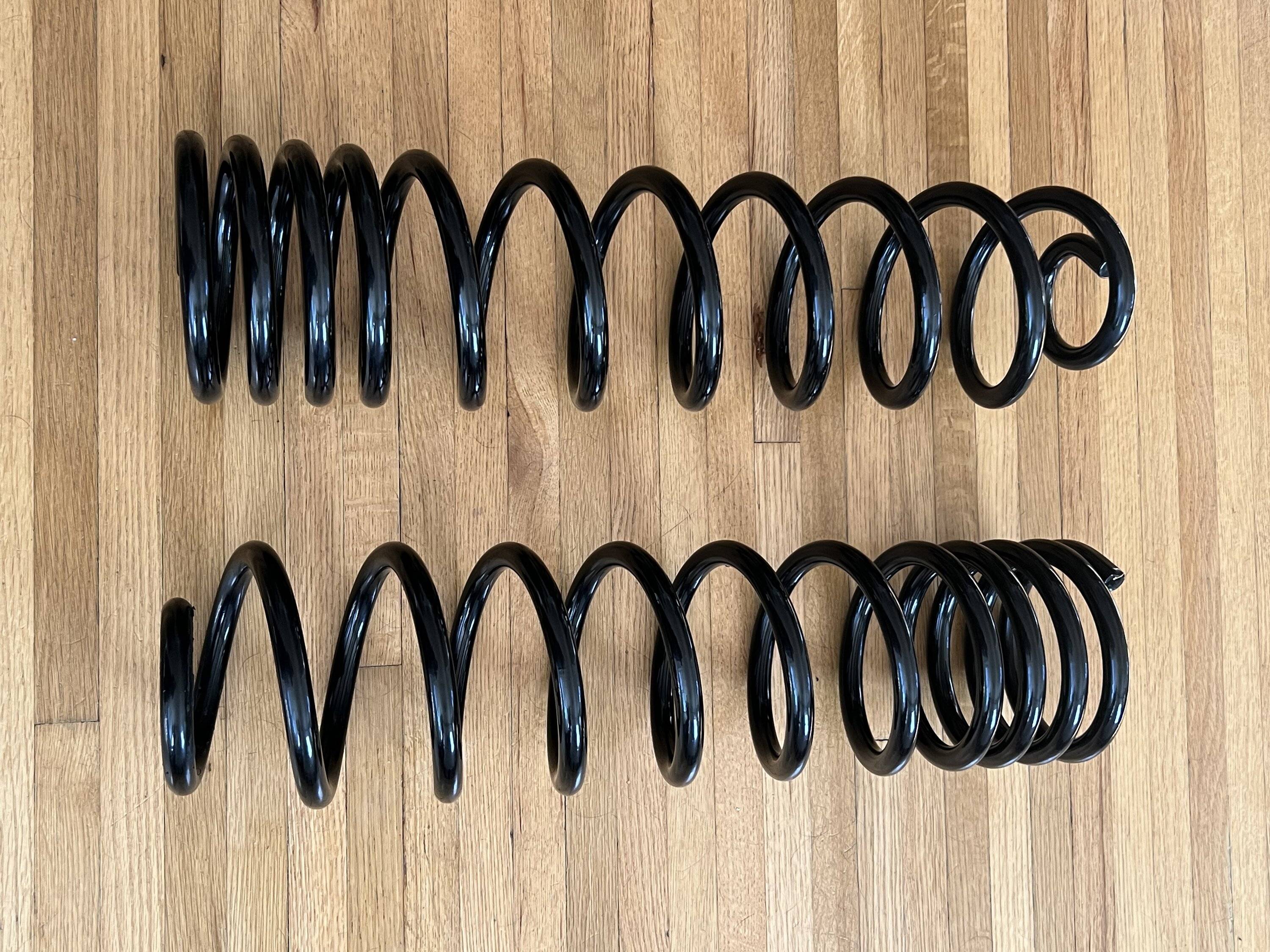 Jeep Gladiator Evo 6.5” Rear Plush Coils IMG_9991