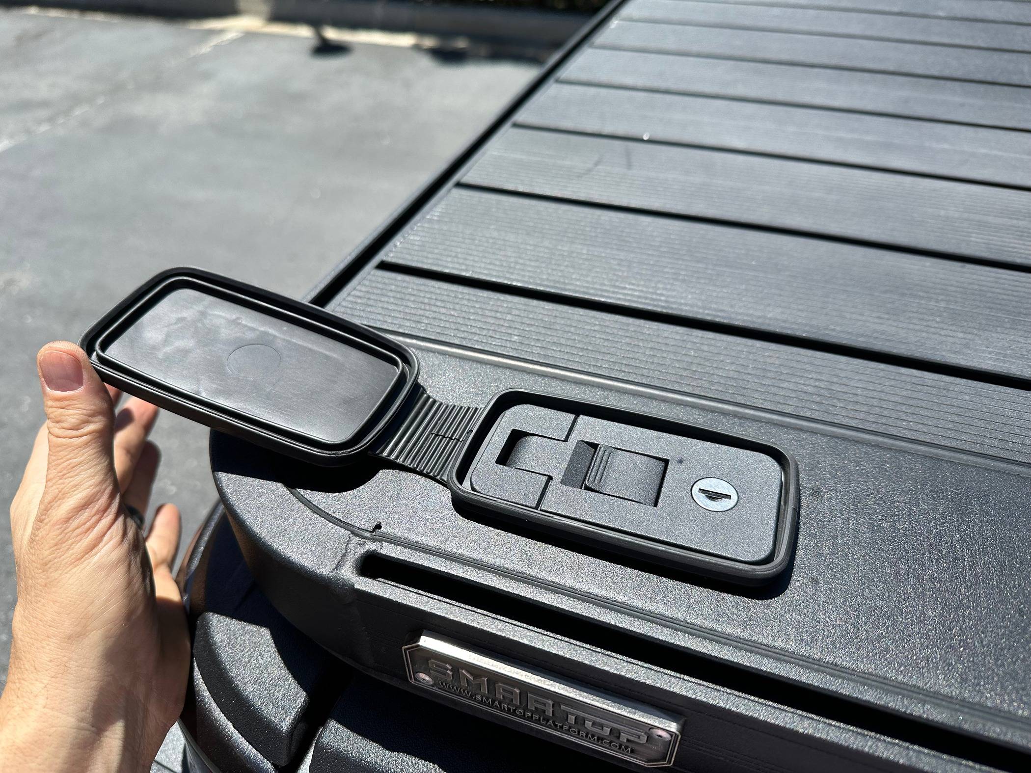 Jeep Gladiator SmarTOP aka Tourtop IMG_0175