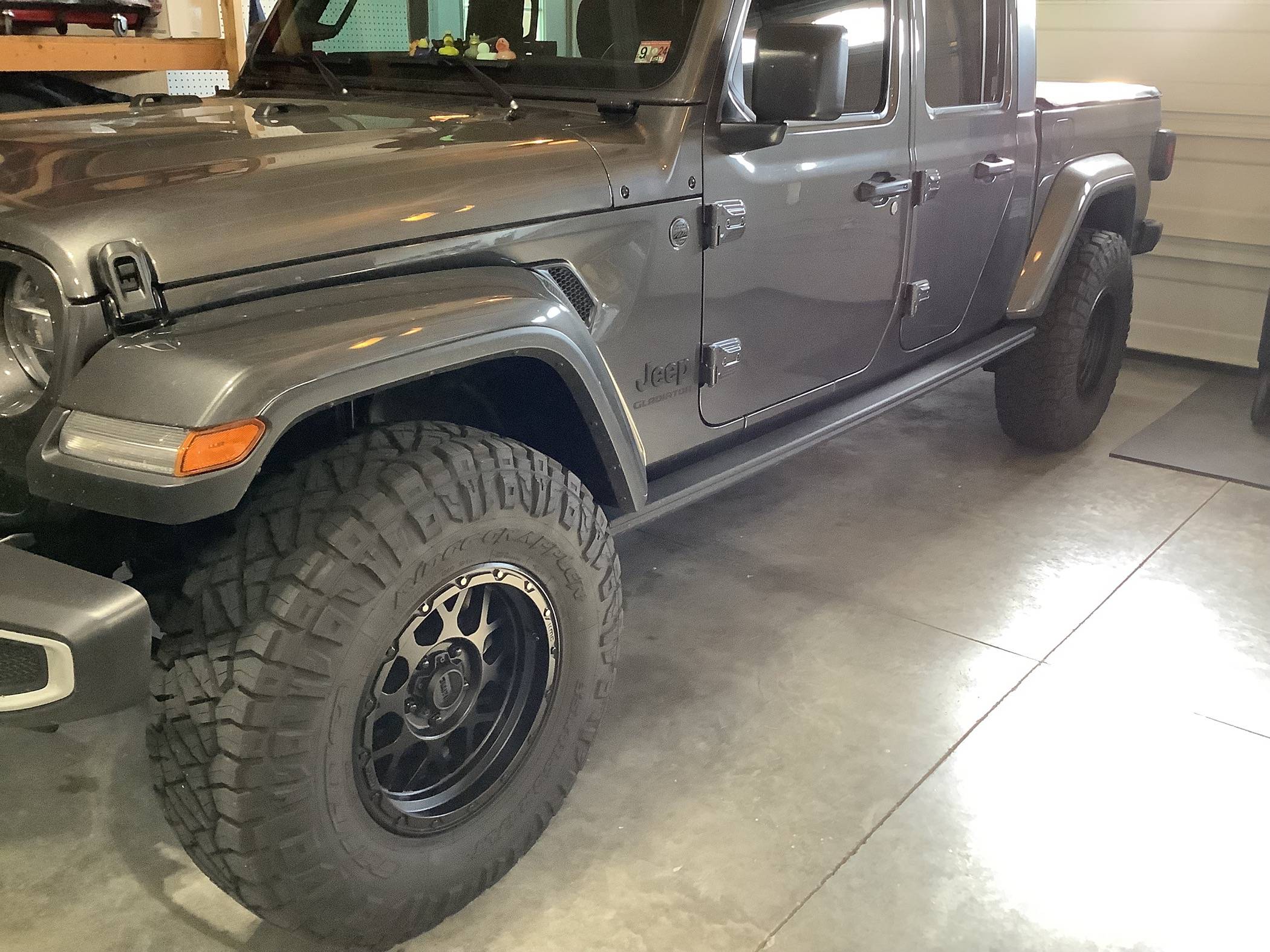 Jeep Gladiator KMC 535 rims, Nitto Ridge Grappler 35/11.50/17 tires, TPMS and Lug Nuts IMG_1515