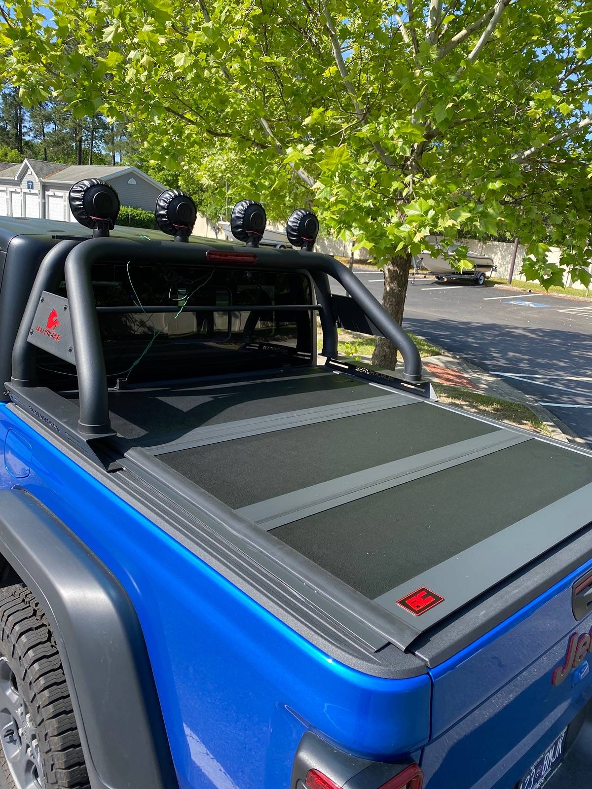 Jeep Gladiator Black Horse Roll Bar Installed IMG_5941