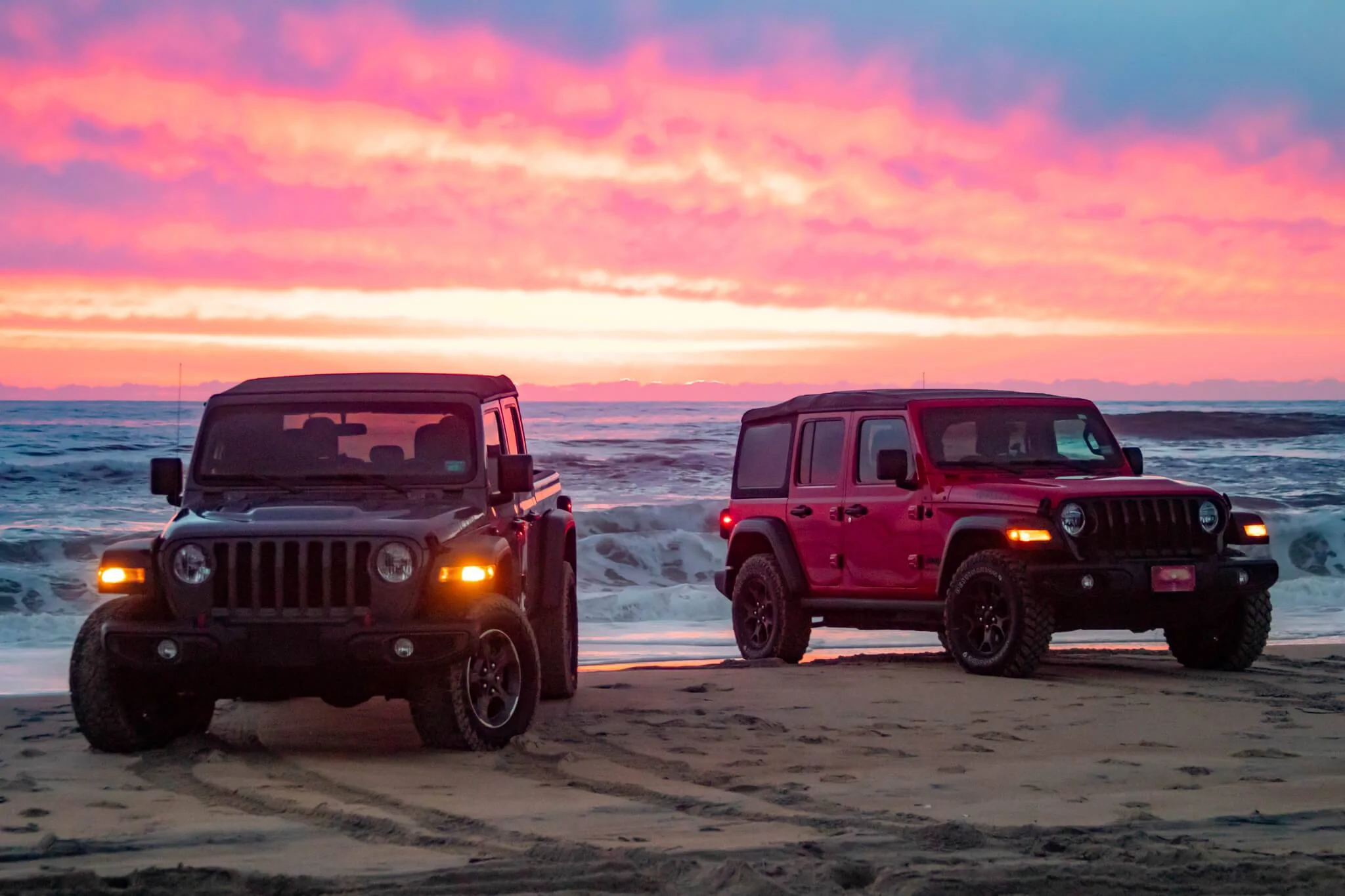 Jeep Gladiator Post Your Jeep "Fleet" Pics! OBX-Sunrise-jeeps-Cape Hatteras