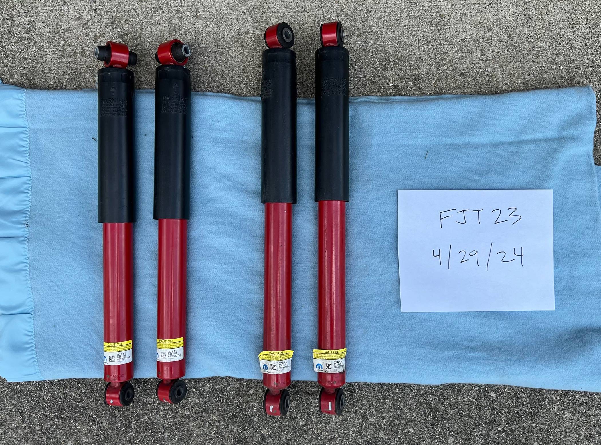 Jeep Gladiator Jeep Gladiator Rubicon Red Shocks $100 IMG_5905