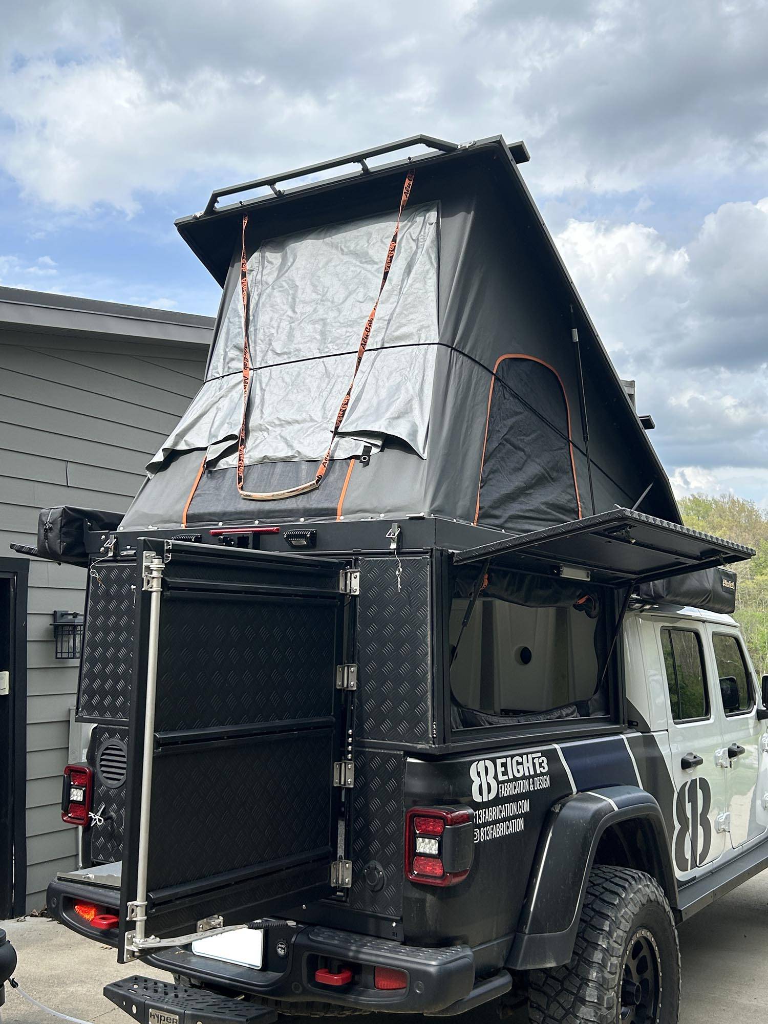 Jeep Gladiator Alu-Cab Canopy Camper with Redarc RedVision Rogue for Jeep Gladiator IMG_4747.JPG