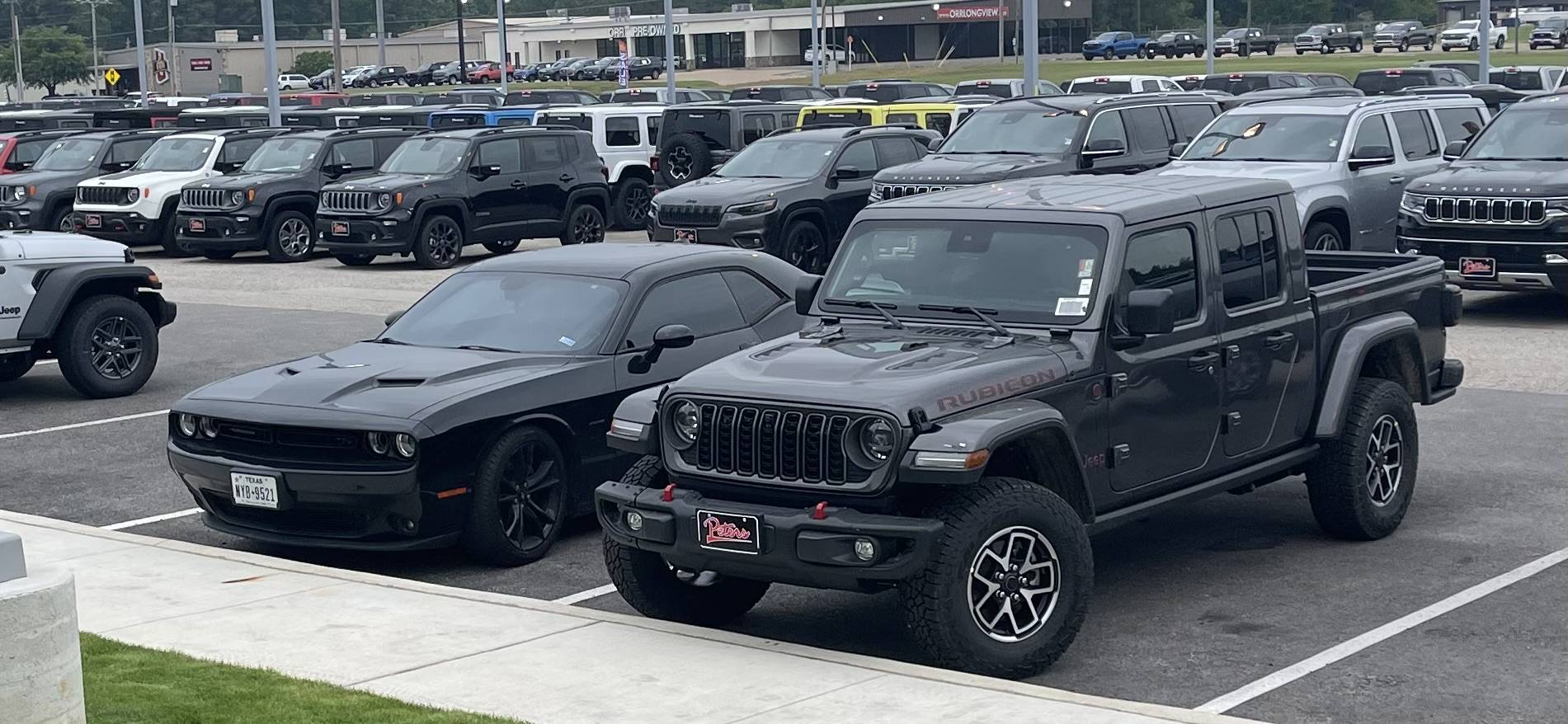 Jeep Gladiator New 24JTRX FullSizeRender