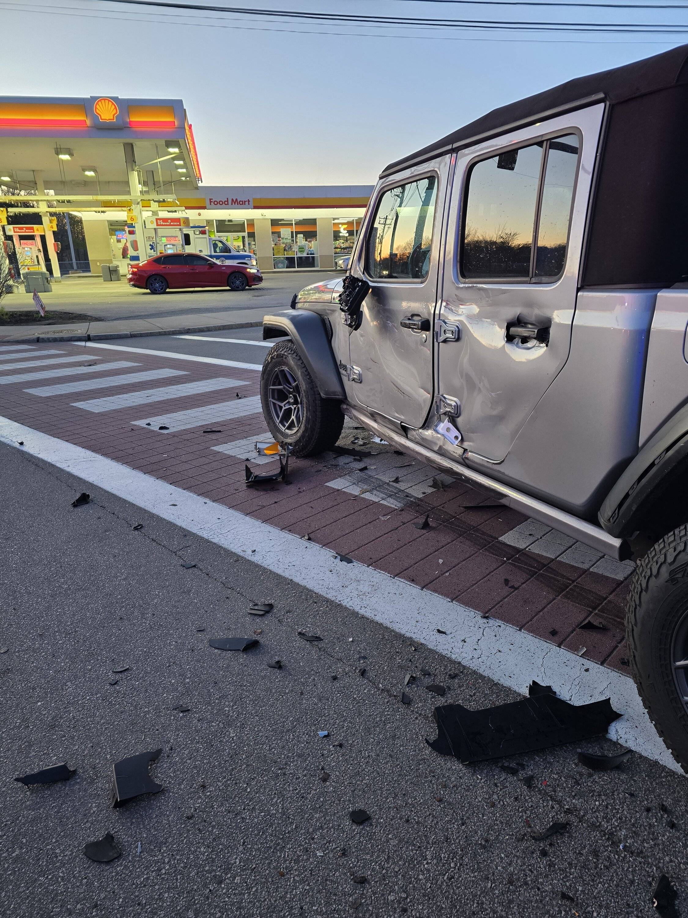 Jeep Gladiator Not what I meant when I said I could go for a T-bone.......... weep3