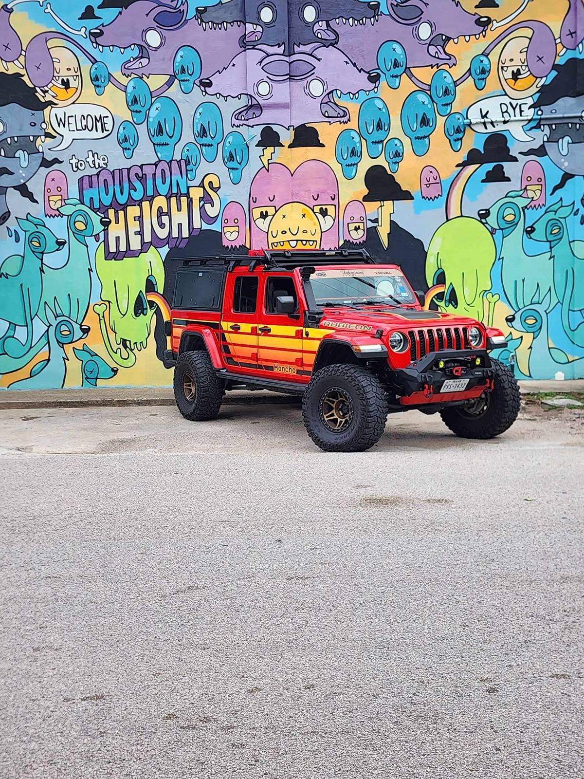Jeep Gladiator Saw this today... throwback "Comanche" Gladiator 439620333_1706613426811538_995551837378171370_n