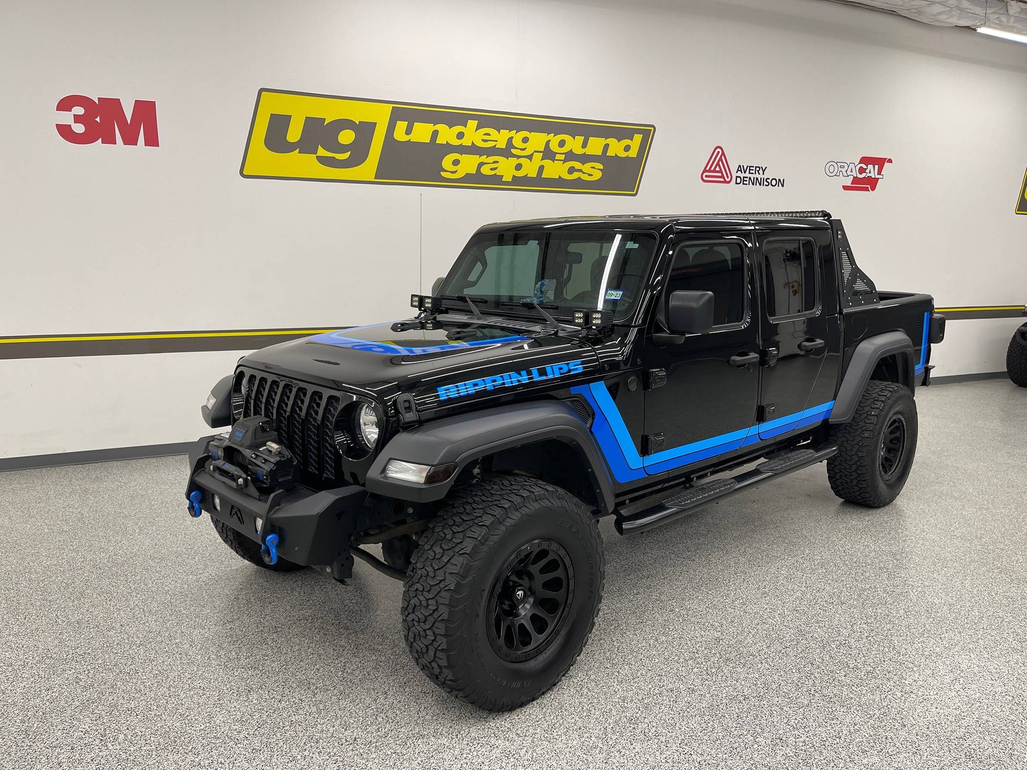 Jeep Gladiator 'Retro' Graphics Option? IMG_1171 - Copy.JPG
