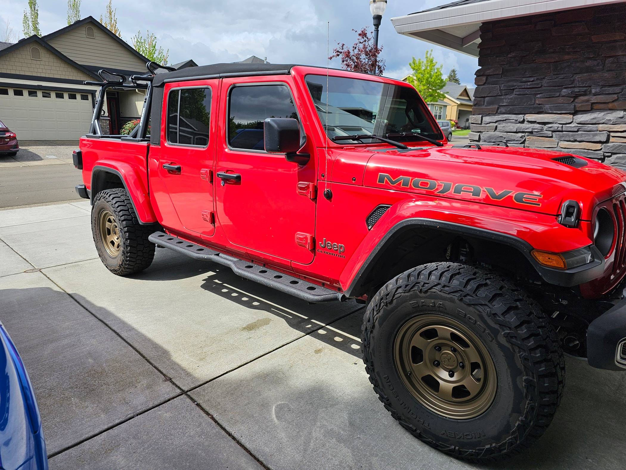 Jeep Gladiator Tuscadero color available on Jeep Gladiator for the first time 20240501_104355