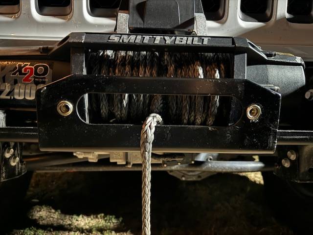 Jeep Gladiator Another winch in a plastic bumper. IMG_3072