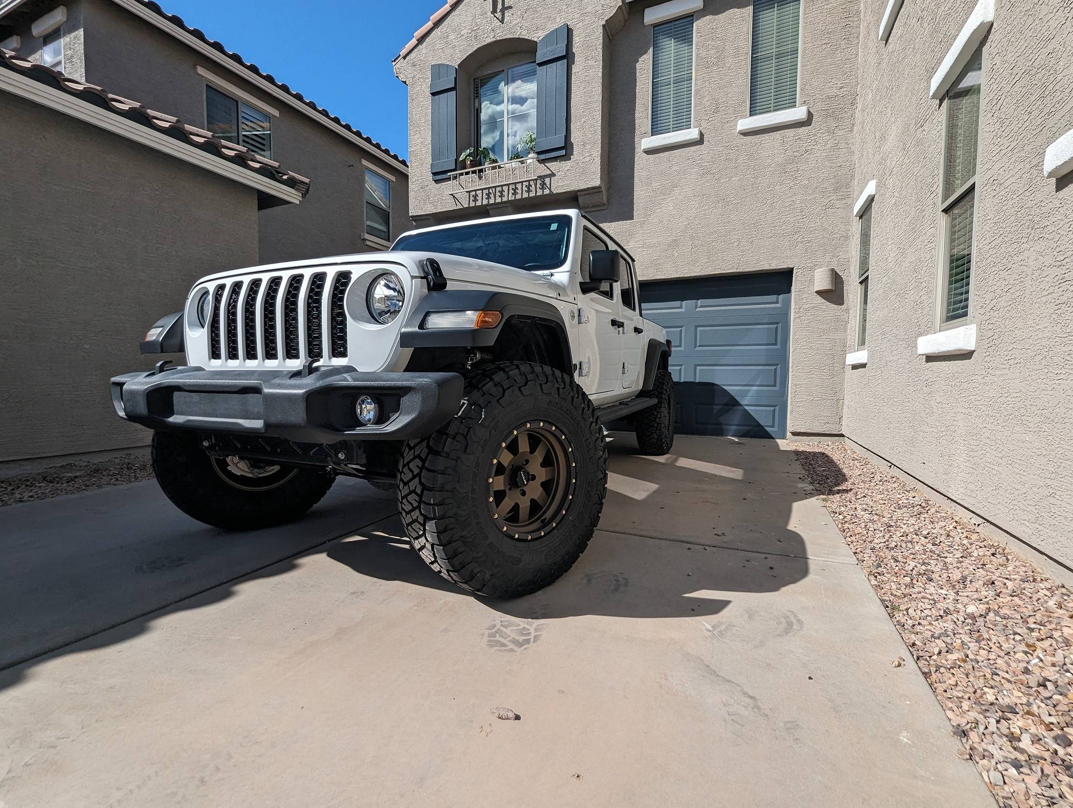 Jeep Gladiator New Owner/New to Jeeps, Things Just Got Expensive But Fun, Looking for Advice PXL_20240427_224947174