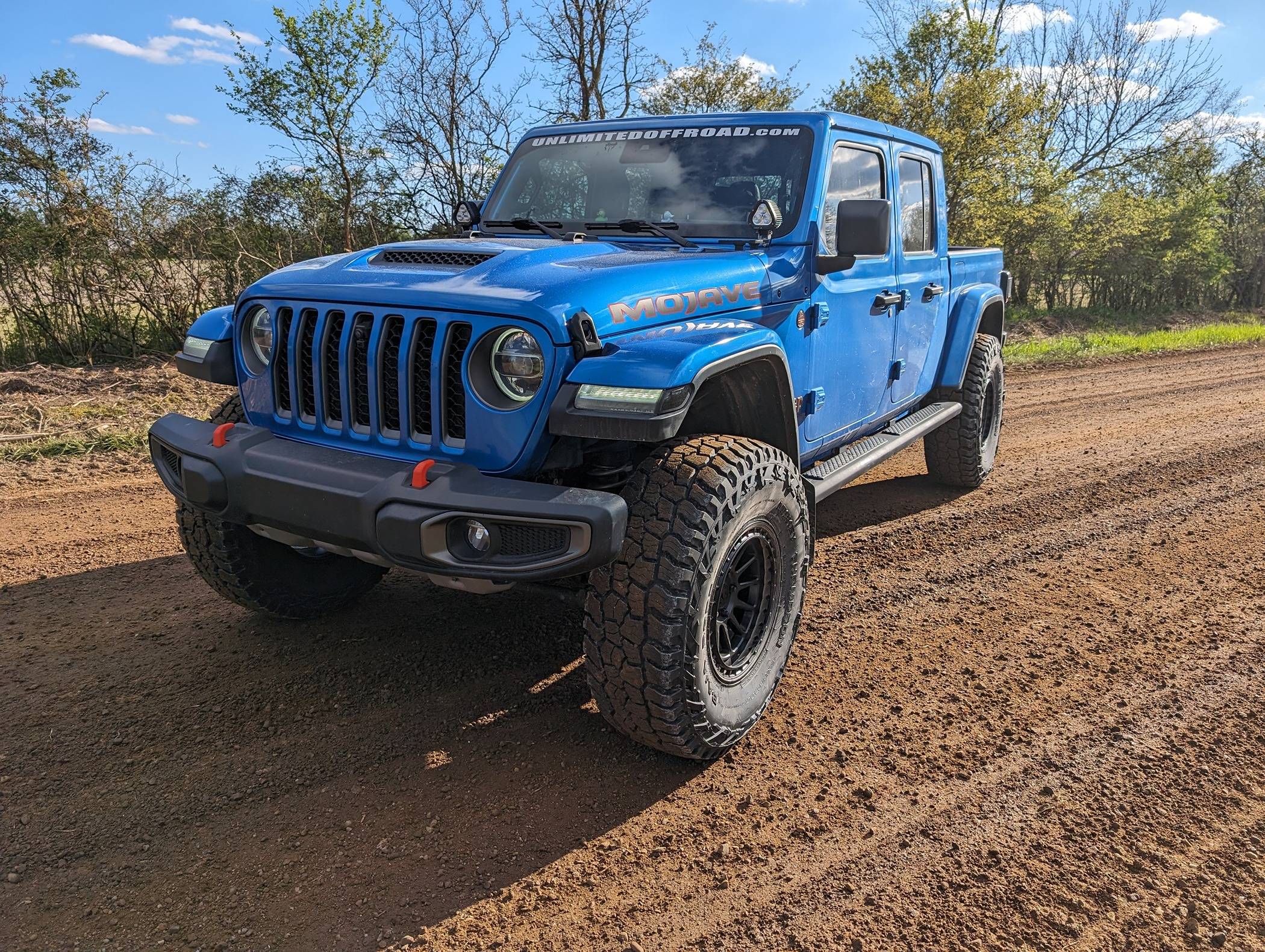 Jeep Gladiator HYDRO BLUE PEARL Gladiator JT Club PXL_20240430_221210965
