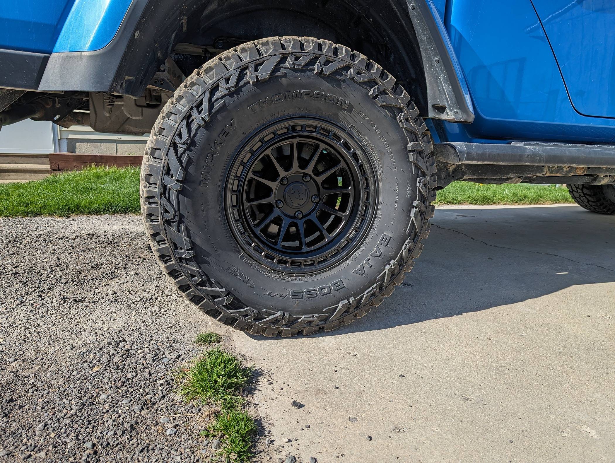 Jeep Gladiator HYDRO BLUE PEARL Gladiator JT Club PXL_20240501_211629549