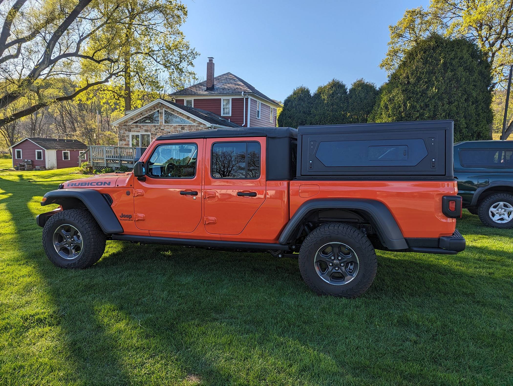 Jeep Gladiator Hard bed topper with the Gladiator soft top? 1000004519
