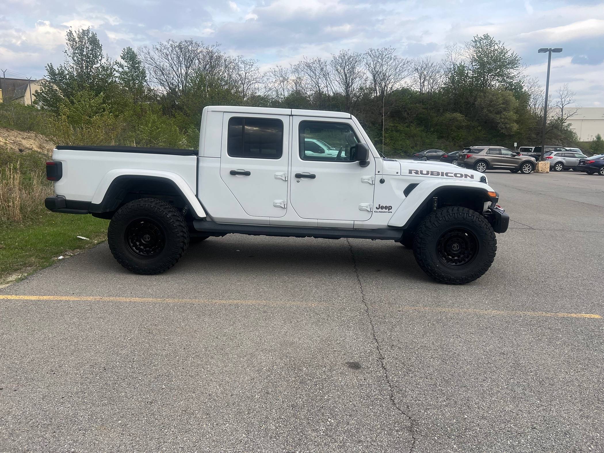 Jeep Gladiator BRIGHT WHITE Gladiator JT Club IMG_3946