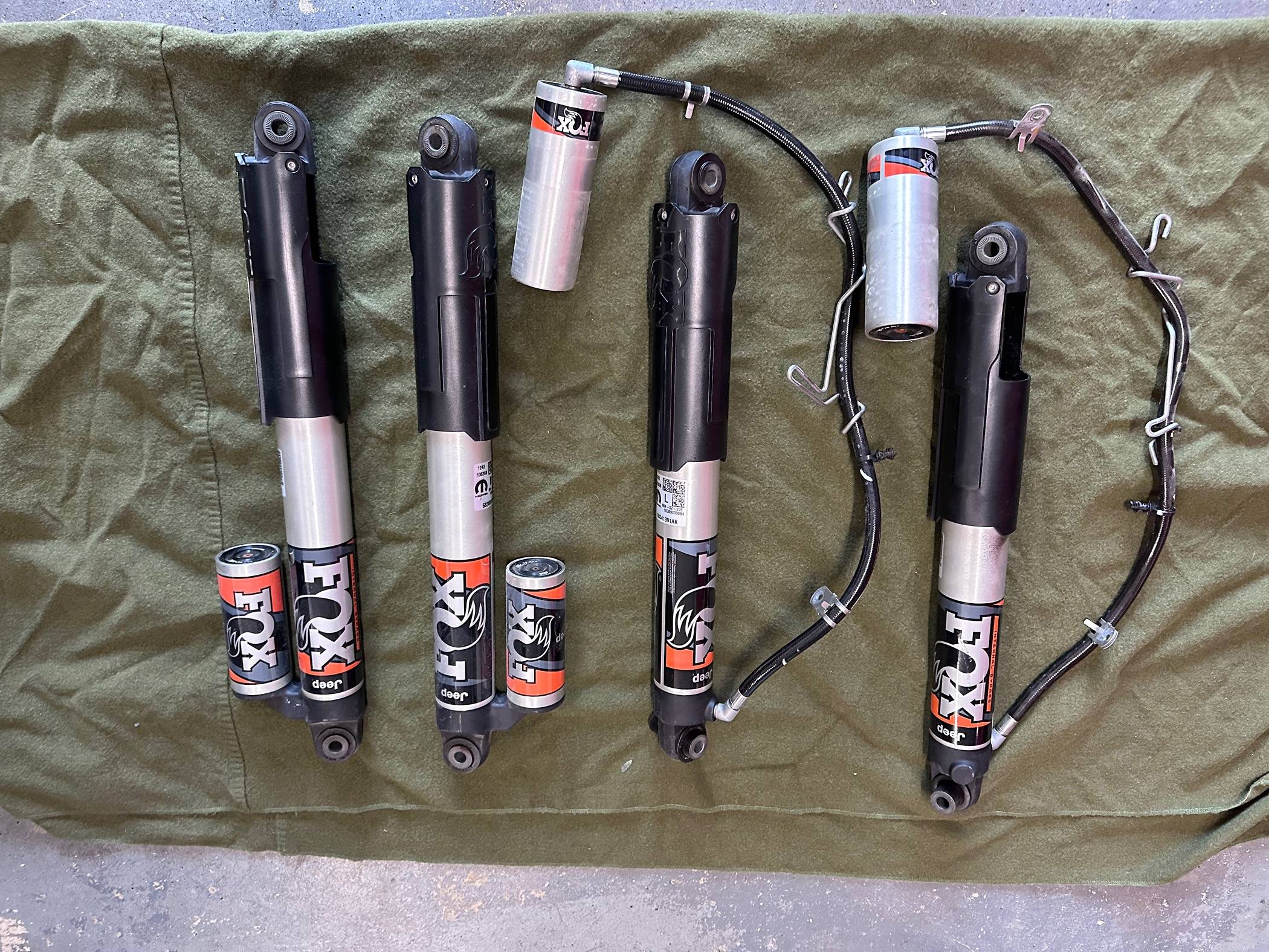 Jeep Gladiator Mojave Gladiator Fox shocks IMG_4090