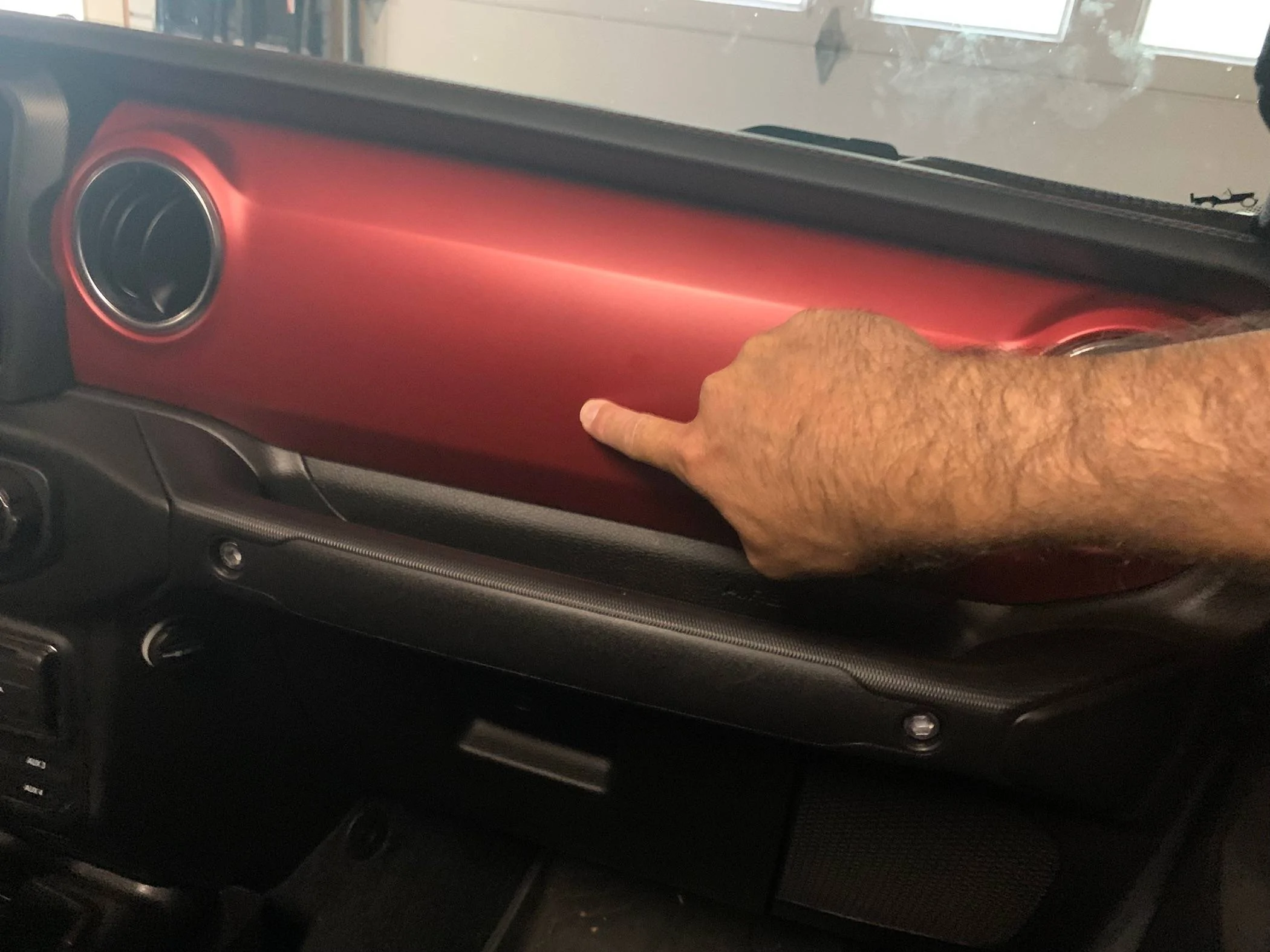 Jeep Gladiator XY401A Harness Access? IMG_6961